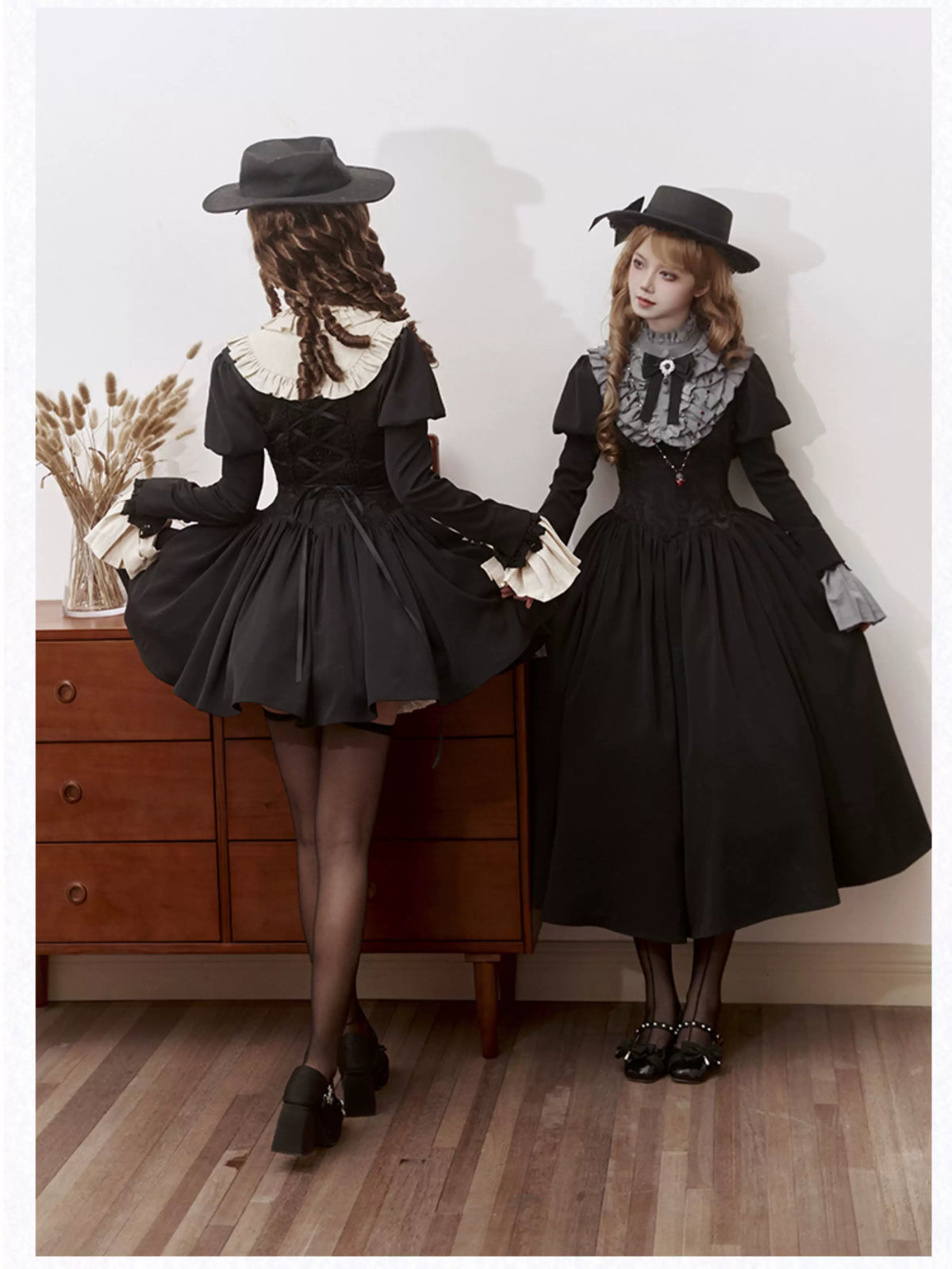 Old Covenant - Classic Lolita Jacquard OP Dress, Petal-Shaped Boned Waist