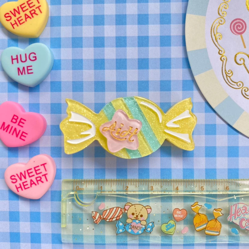 Halloween Alice - Sweet Lolita Candy-Shaped Necklace light yellow candy pin - lower quality