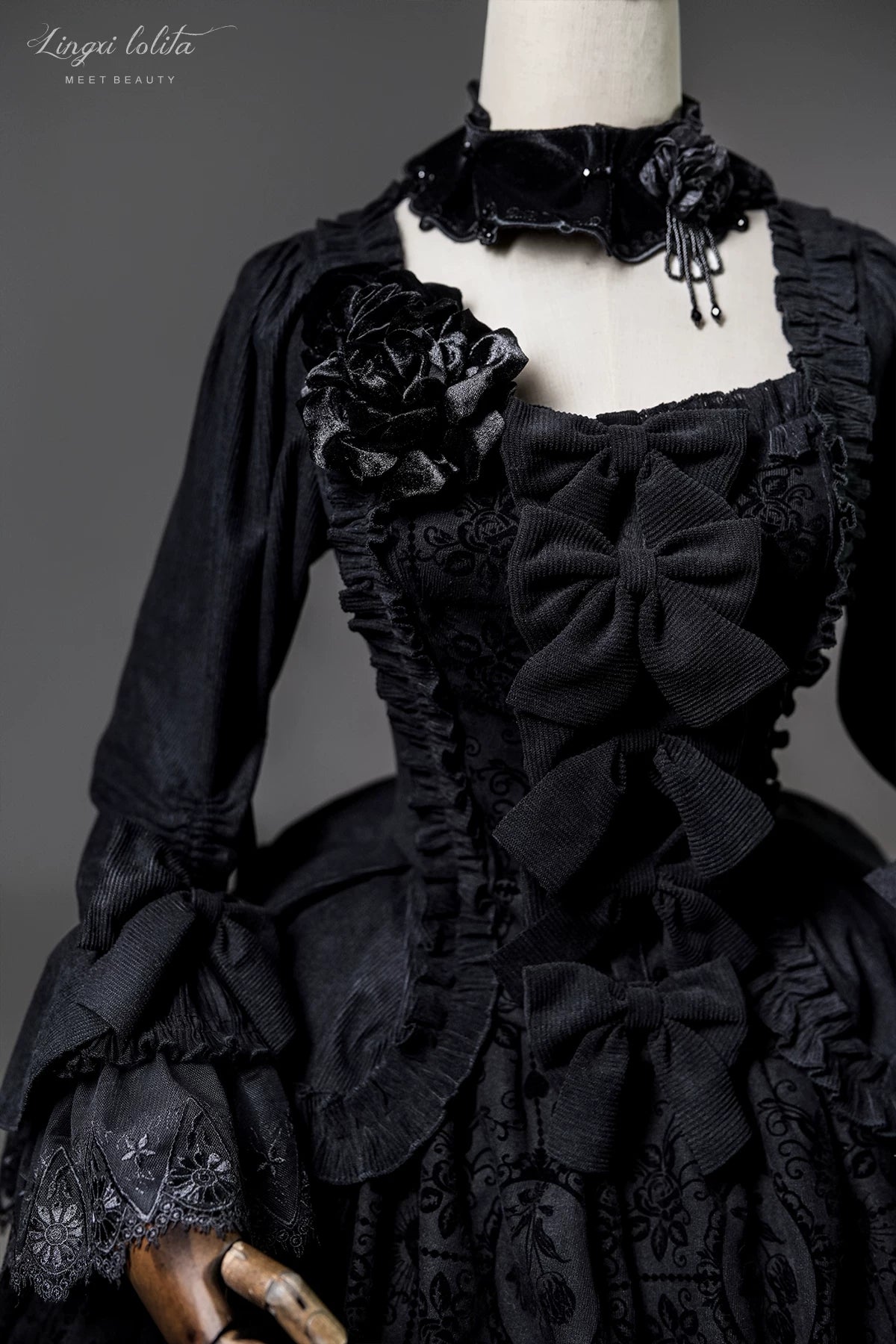 Midnight in Versailles - Gothic Lolita Hime Sleeve Blouse & Floral Skirt 44495:810489