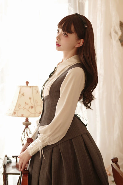Forest Song~Griffin's Appointment~Vintage Lolita Shirt Pointed Collar Swallow Tail Shirt   