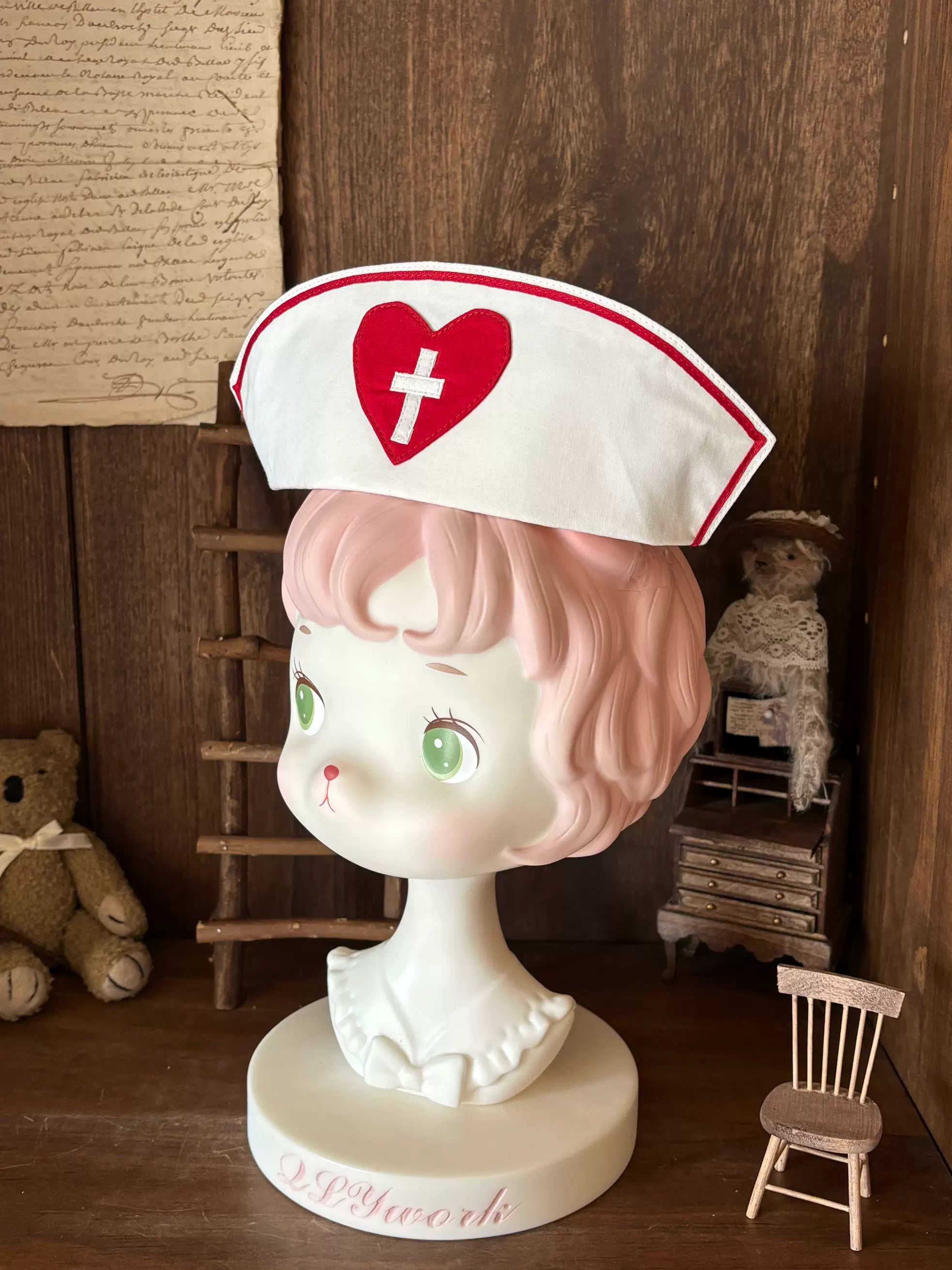 Sweet Heart Hospital - Old School Lolita Stand Collar OP Dress, Heart-cross Patches White Hat Only (one size / not sold separately) XS