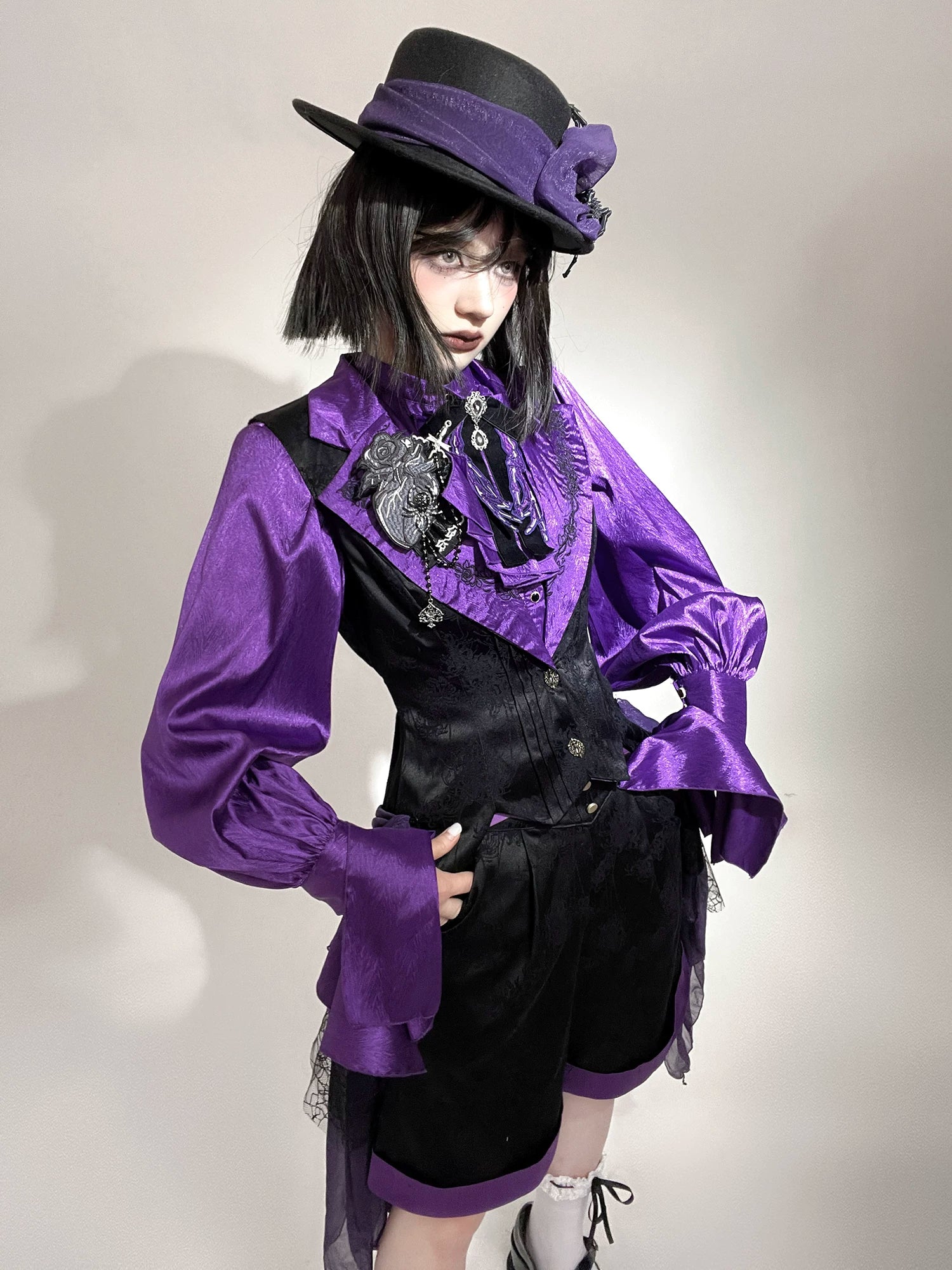 Moonnight Return - Gothic Lolita Long Vest, Embroidered Collar