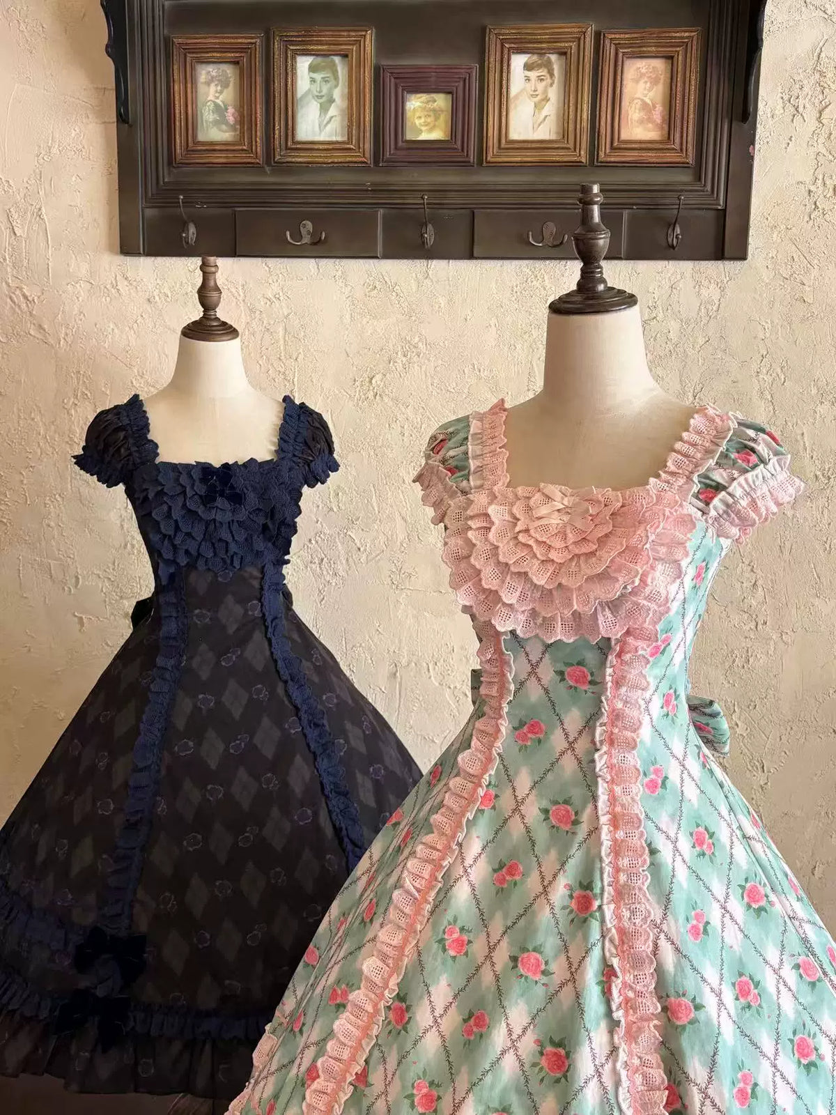 Red Pencil - Old School Lolita OP Dress, Salon de the Rose Print 46099:875128