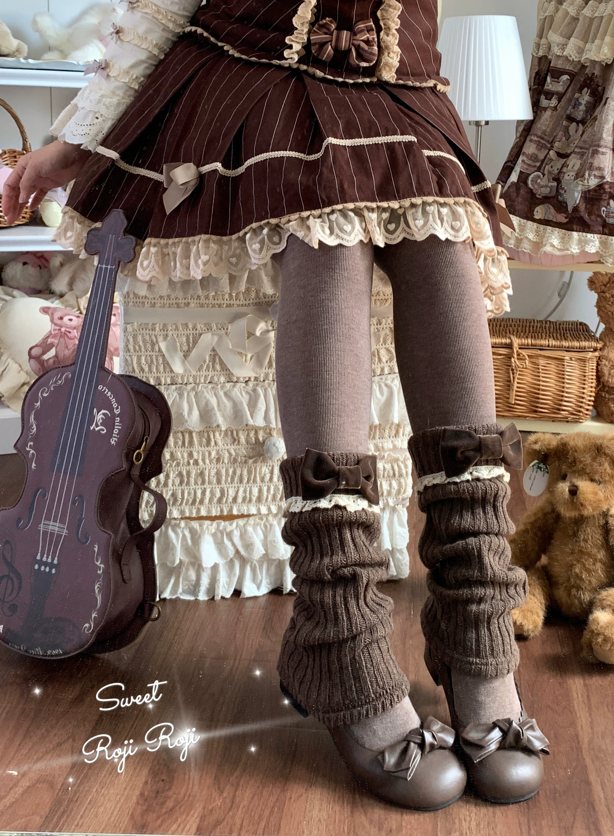 Roji Roji - Flared-Hem Lolita Leg Warmers, Velvet Bows Brown (brown bow) One Size
