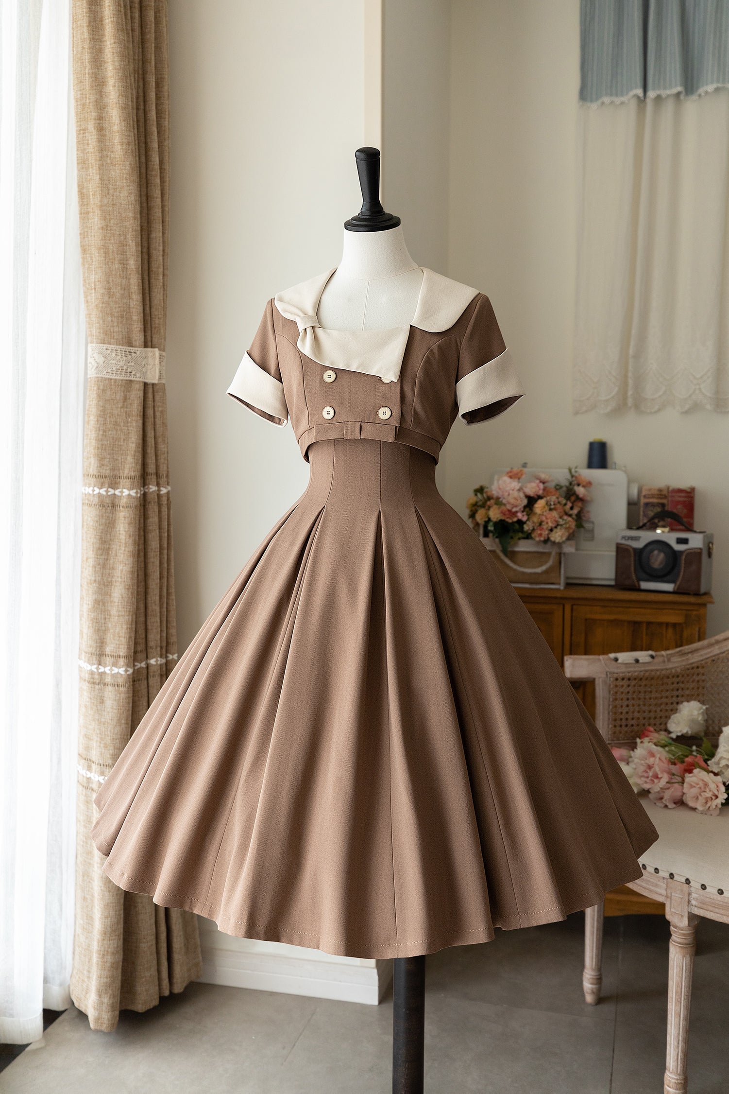 Forest Wardrobe - Waipowa Summer - Elegant and Vintage Lolita Dress S mocha brown
