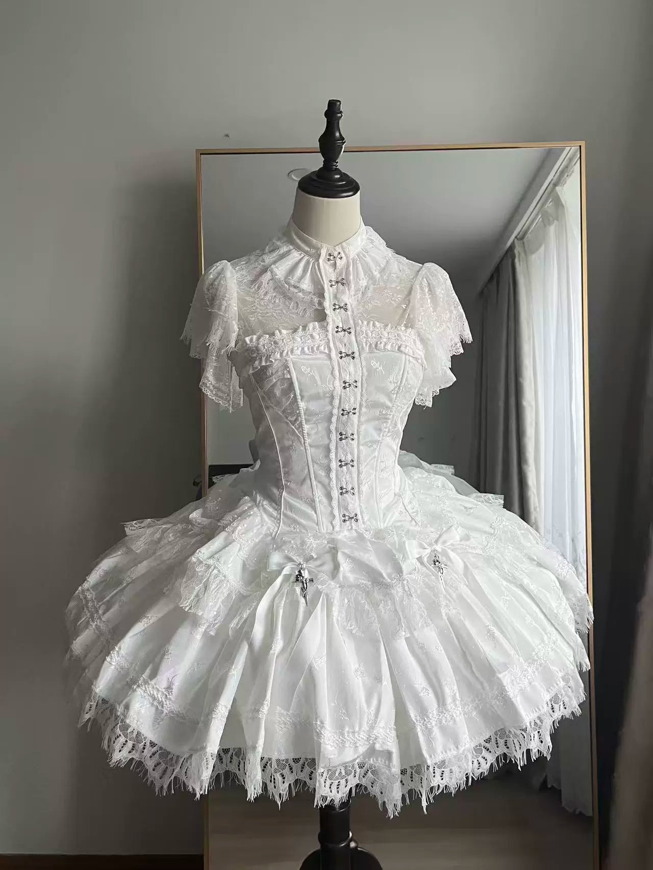 White Gothic Lolita Fishbone Corset Skirt Set, Cross Details