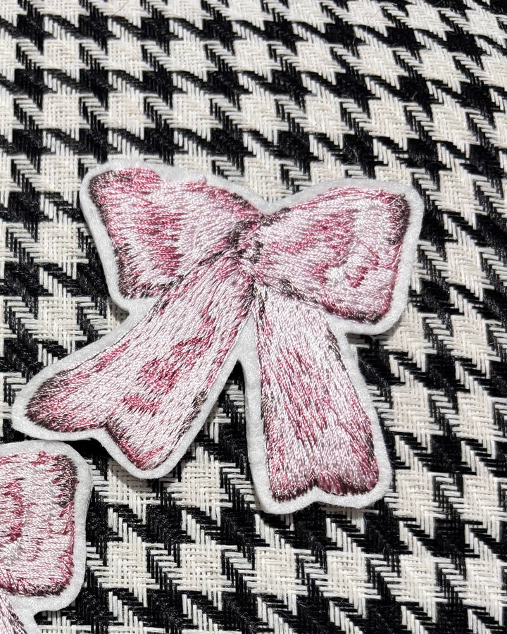 Shattered Lace Dream - Shattered Cat - Kawaii Lolita Cat-ear Headband, Brooch & Sash A Embroidered Brooch Only