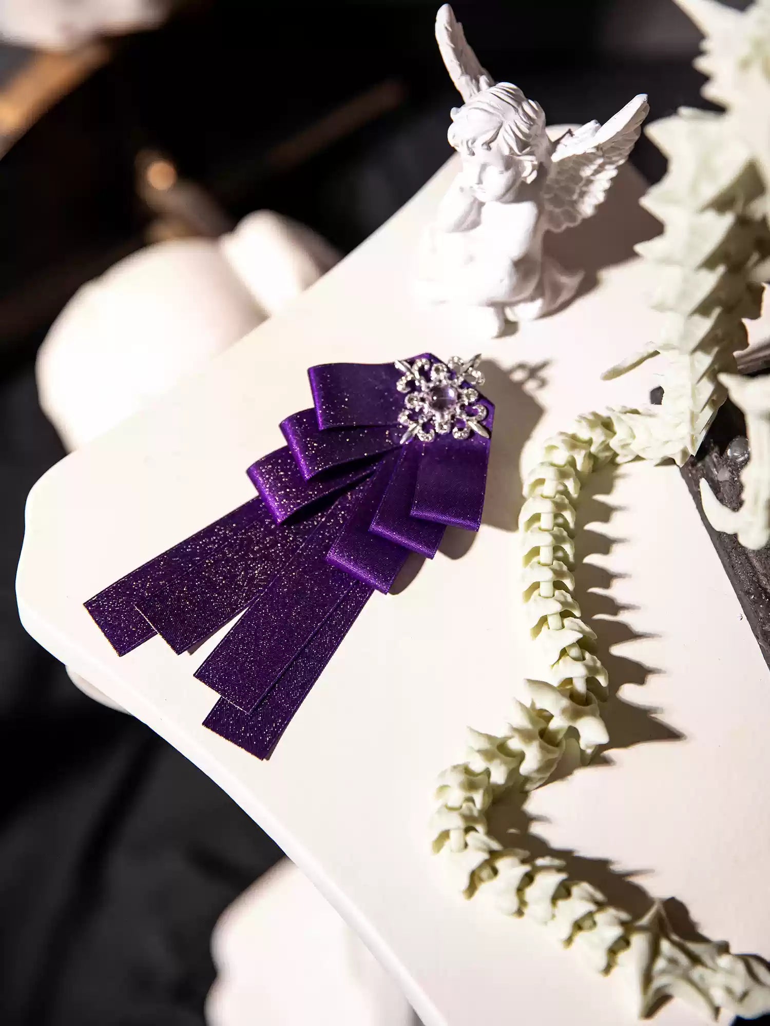 ZJstory - Dragon Bone Cemetery - Gothic Lolita Long Sleeve Blouse S Purple brooch(One Size/choose M)