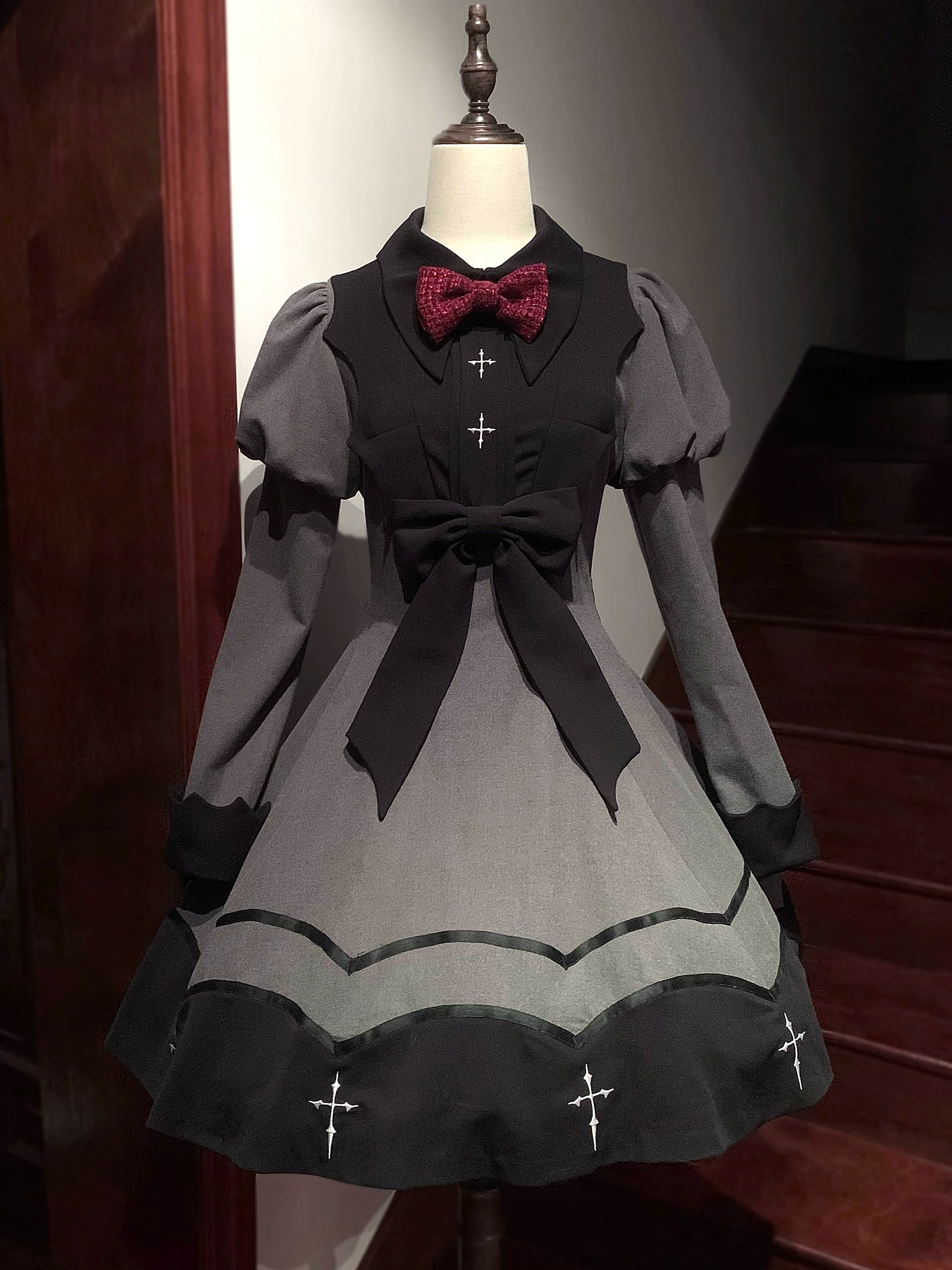 Polaris Lolita - Vampire Princess - Bat-Inspired Halloween Gothic Lolita OP Dress (L M S) 43386:774886