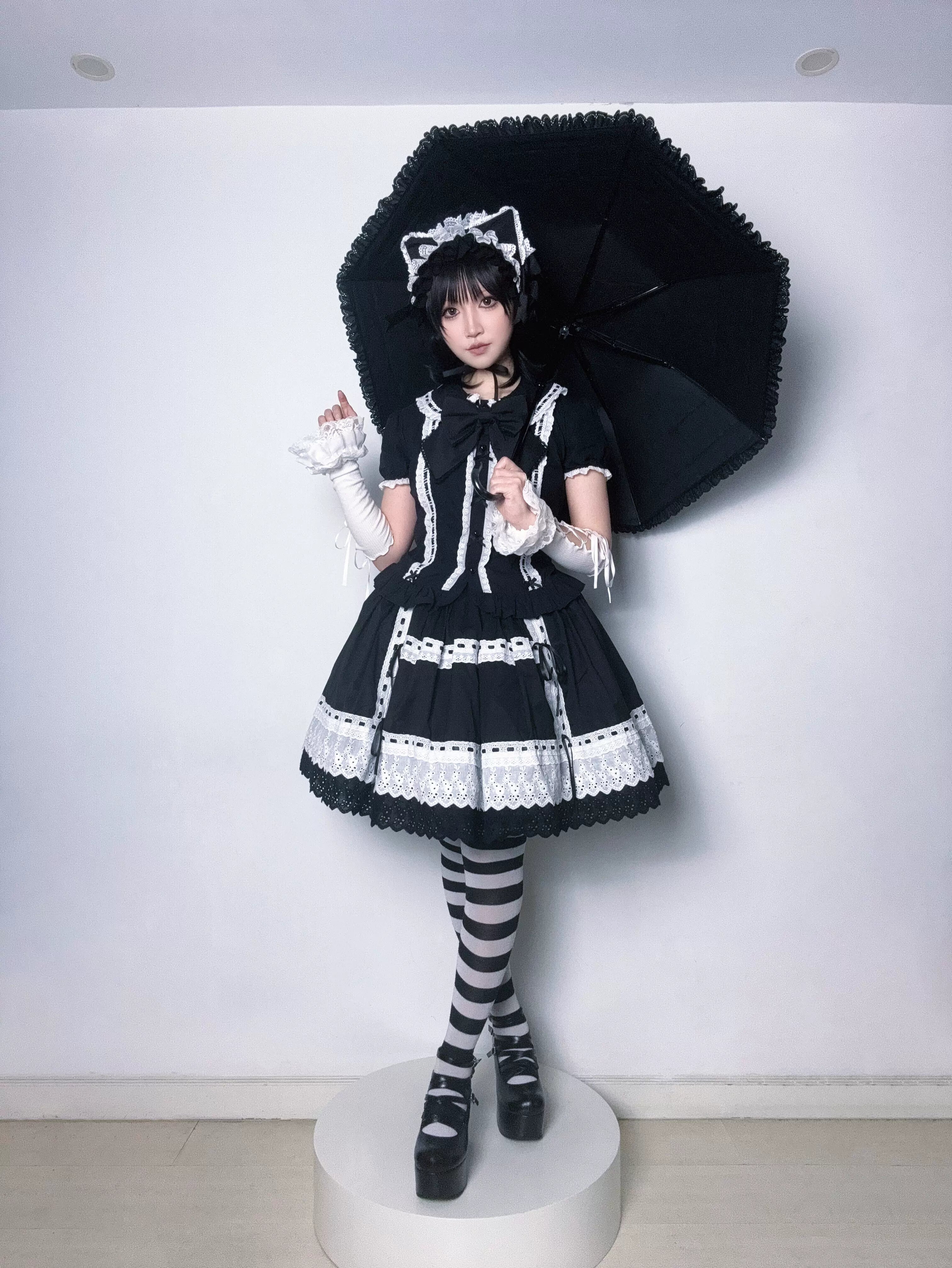 Classic Lolita Foldable Sunscreen Parasol with Ruffles