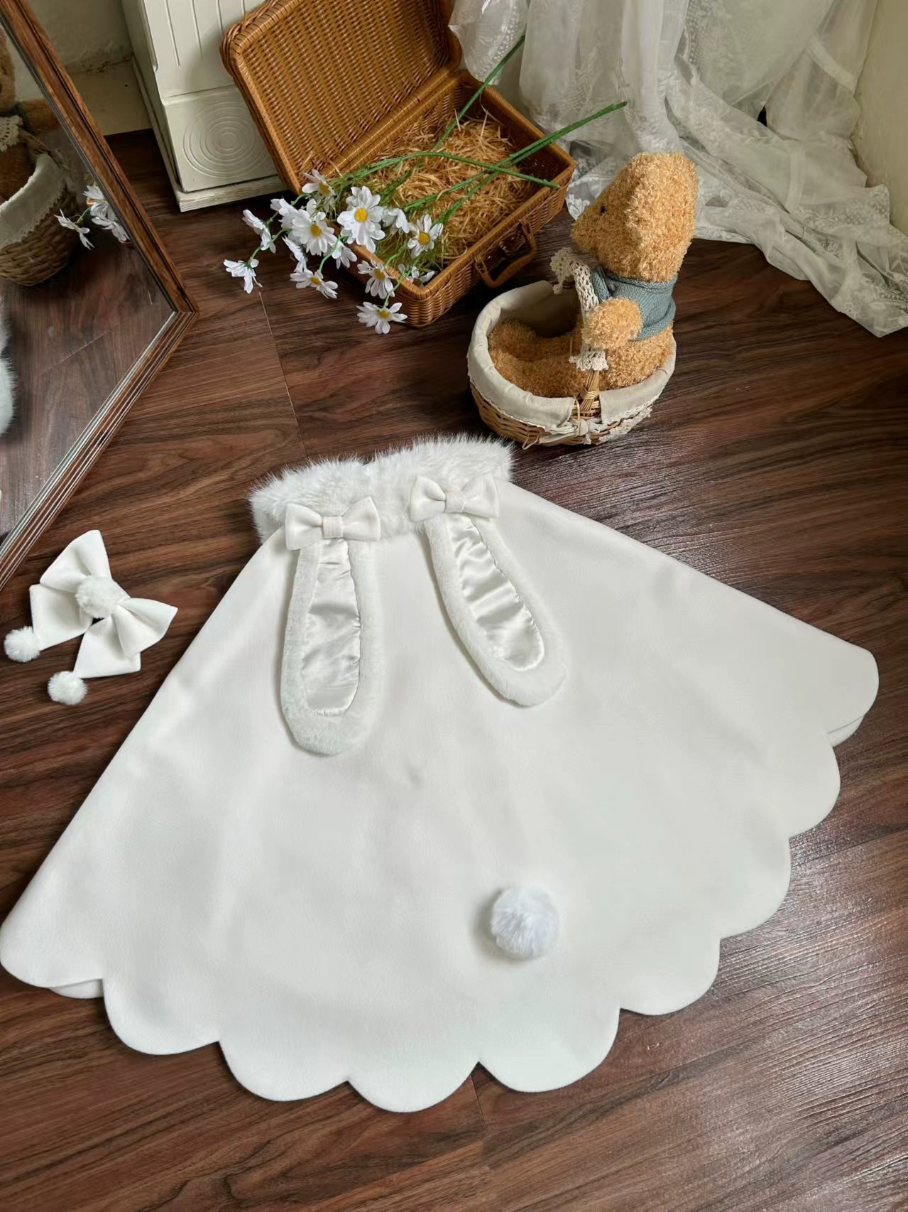 Jiuniangtutao - Sweet Wine Bunny - Scalloped Sweet Lolita Cape, Bunny Ears 44358:805297