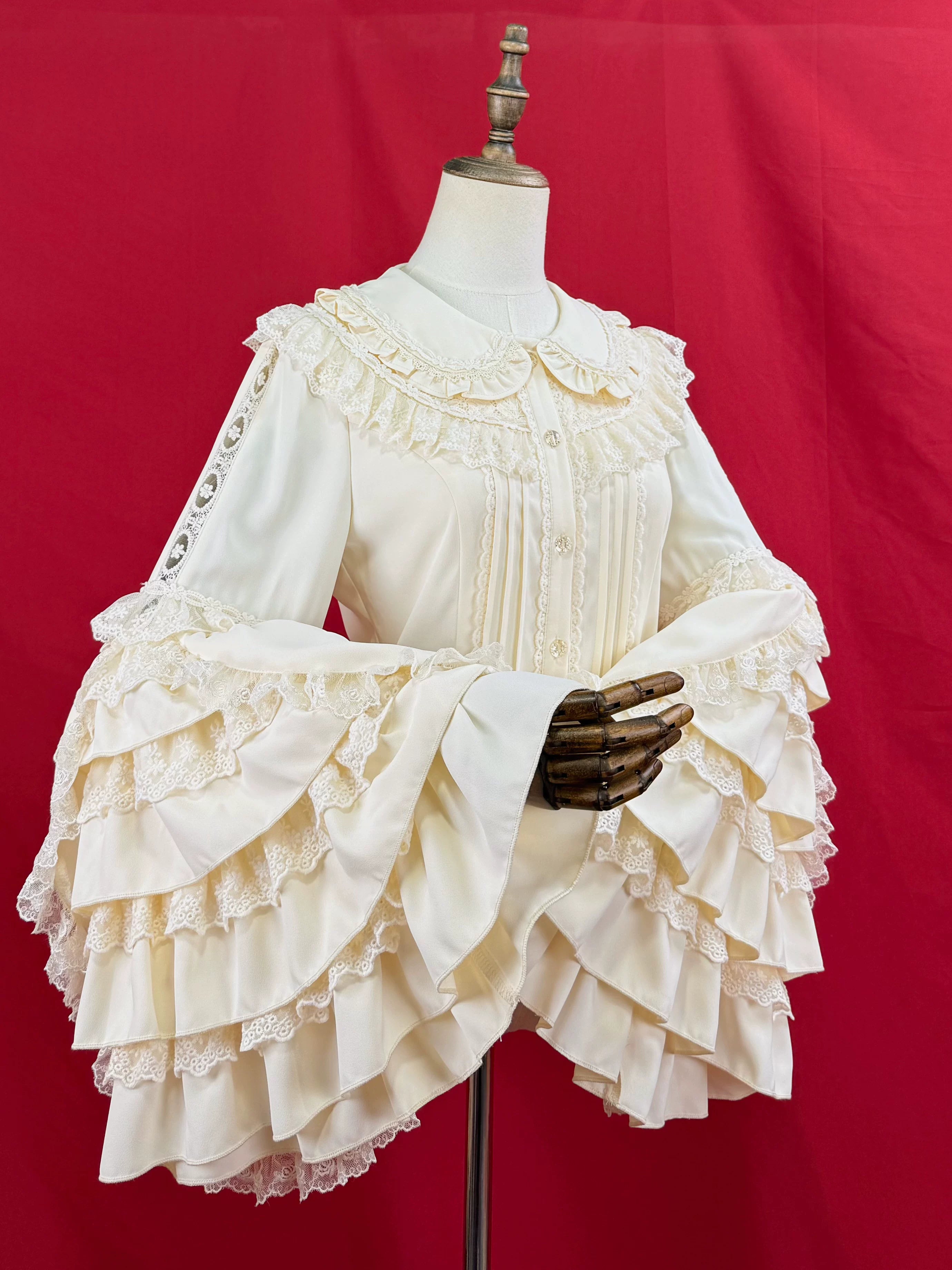 Snow Mochi - Classic Lolita Hime Sleeve Shirt, Lace Accent 44497:811297