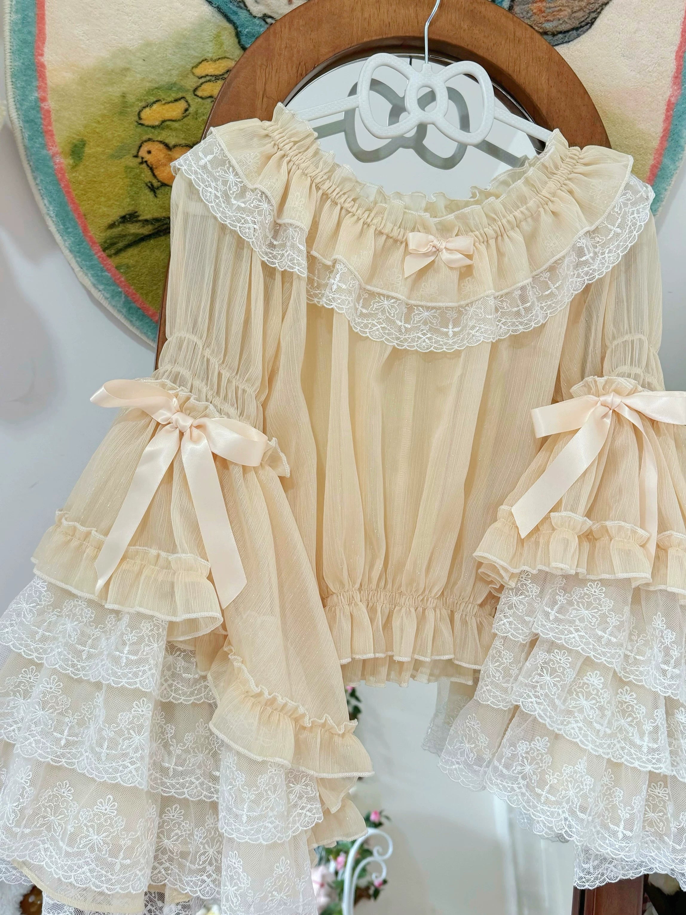 Vintage Lolita Hime Sleeve Blouse, Off-shoulder Design Ivory S