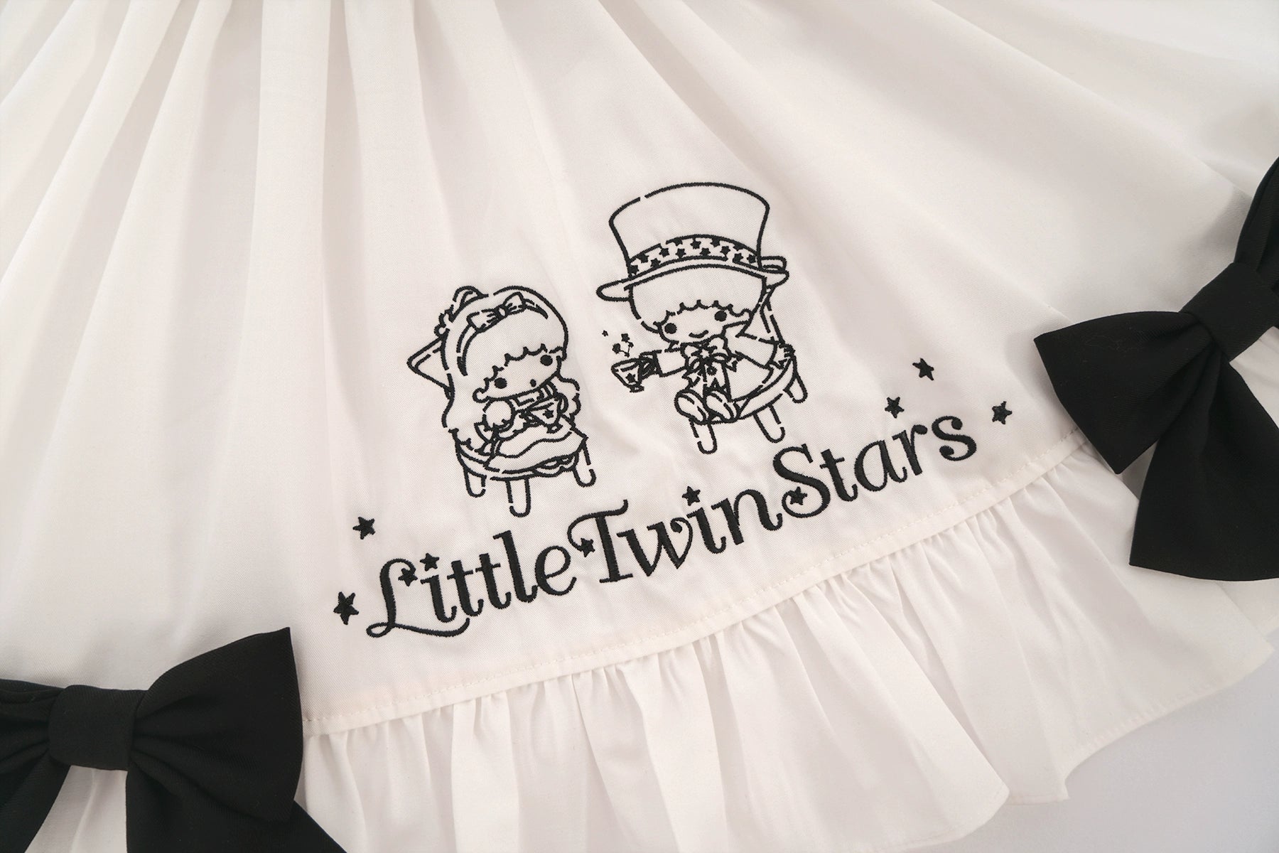 Vcastle~Sweet Lolita OP Dress Splicing Sleeve Apron Dot Print Dress 19776:303766