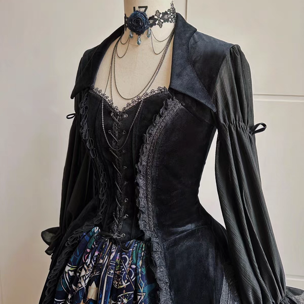 SUSIN~Night Traveler~Classic and Elegant Gothic Dress with Colorful Window Prints