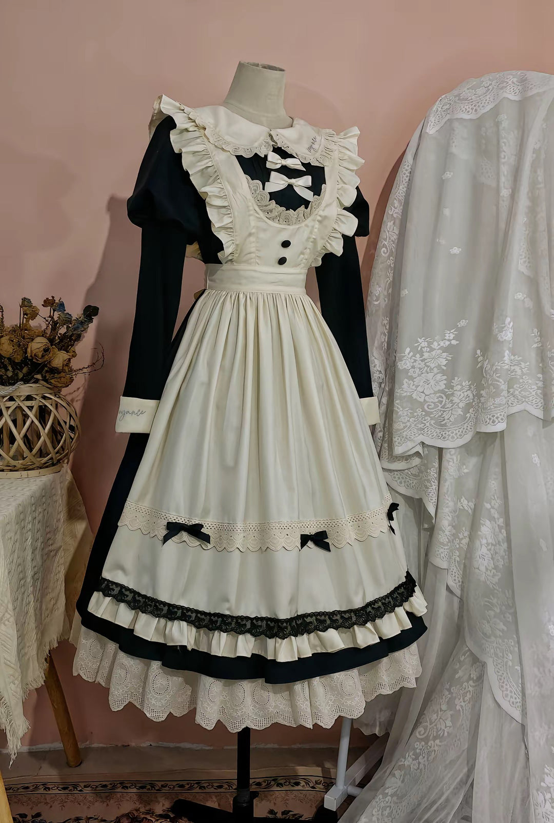 Qianmu~Classic Maid~Gothic Maid Lolita OP Suit with Apron and Jabot