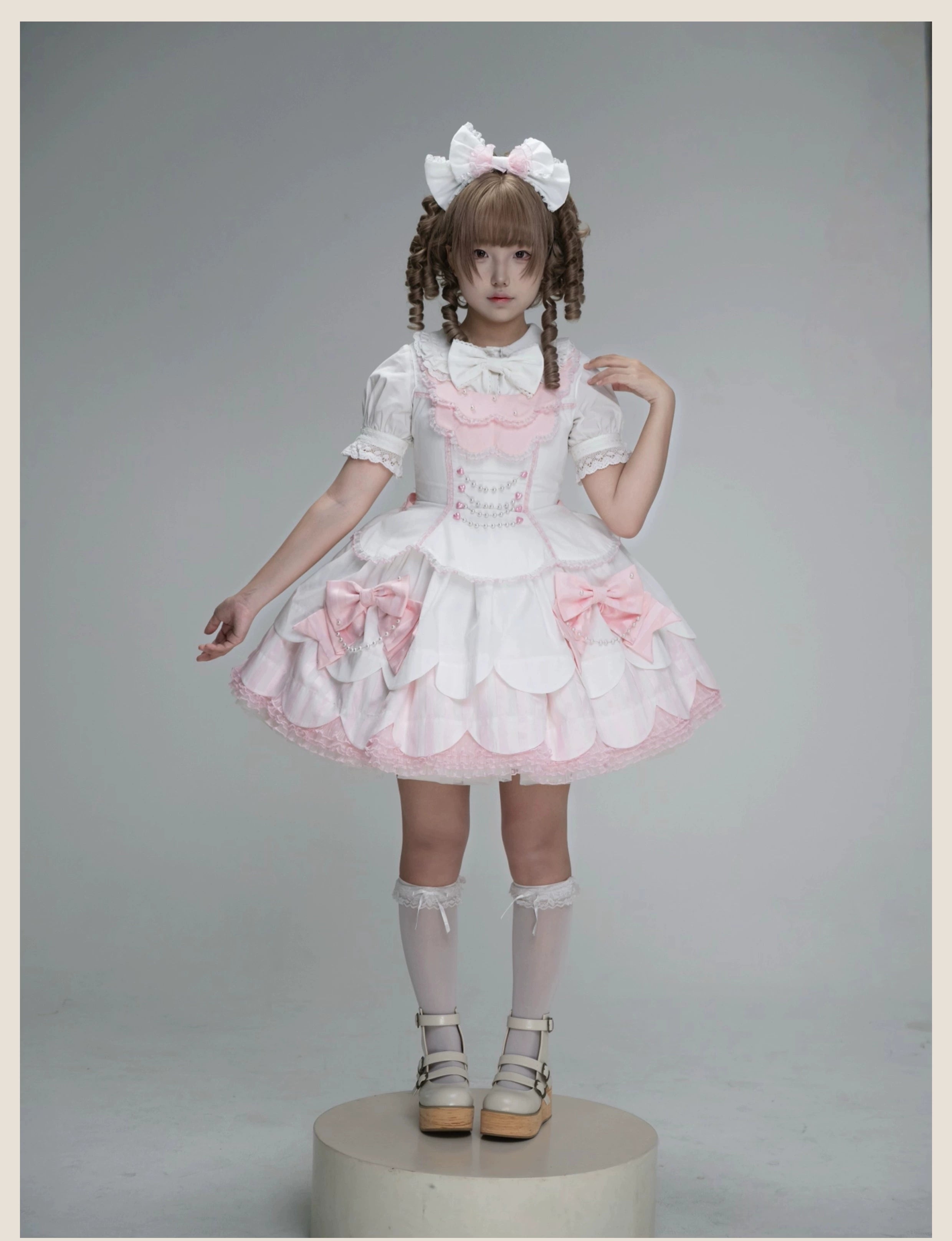 TaTaTa Lolita - Pearl Princess - Old School Lolita Jumper Dress Outfit, Petal Hem 44056:793692
