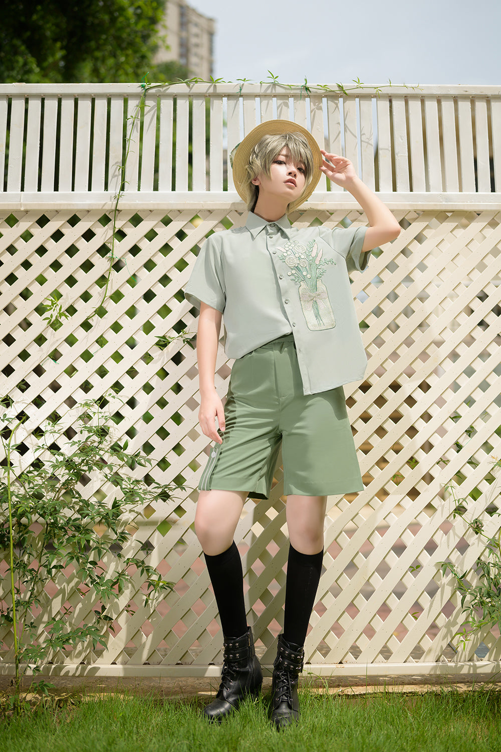 Princess Chronicles - Limited Flowering Time - Ouji Lolita Green Flower Embroidery Shirt