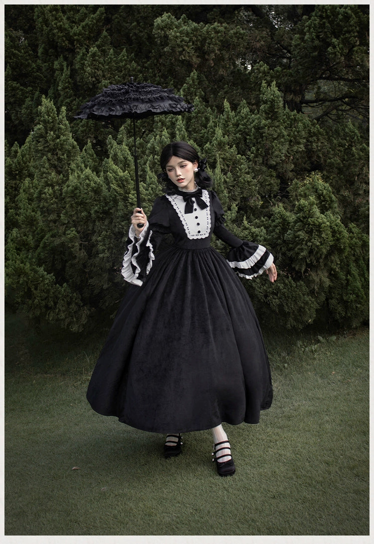 With PUJI~Sleepless Night~Classic Lolita Black OP Dress White Princess Sleeves   