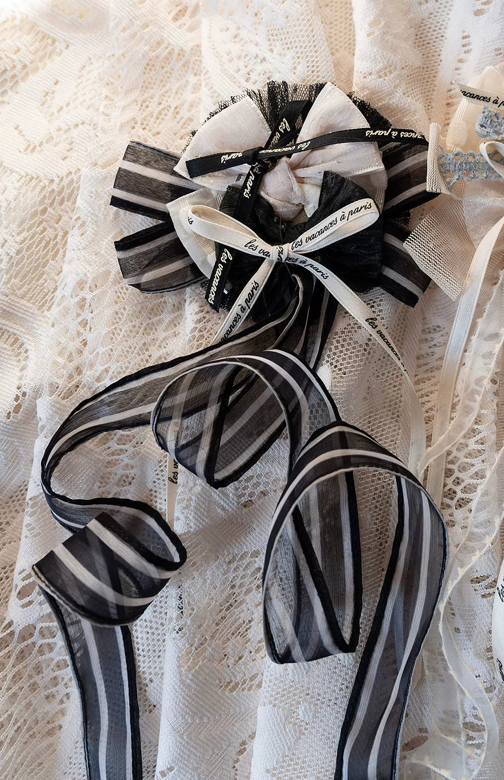 JS Lolita~Paris Holiday~Elegant Lolita Bonnet Choker Lolita Accessories(Not Sold Individually) Black Long Ribbon Flower Ball Free size 