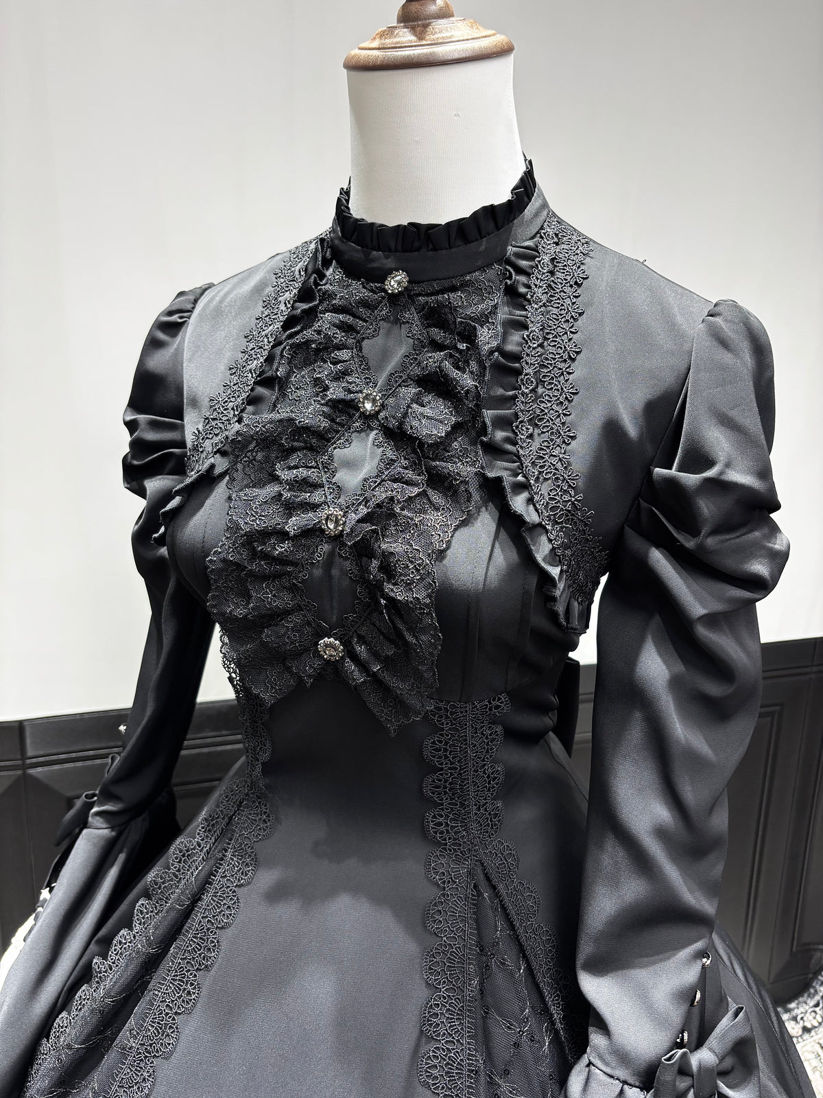 Silver Mist - Halloween Black Gothic Lolita OP Dress, Lace Hime Sleeves