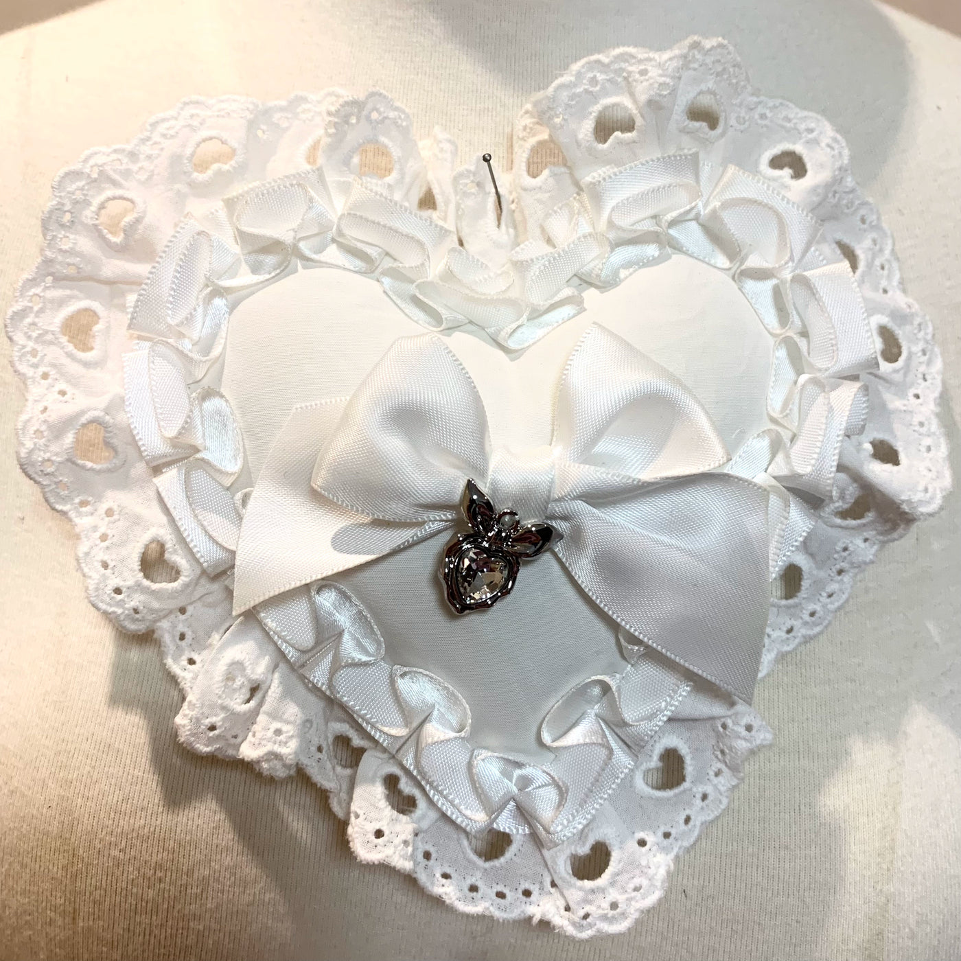(BFM)BLAKTEARS KISS~Sweet Lolita Headband Kawaii Top Hat Free size Pure white (heart-shaped hair clip/brooch) 