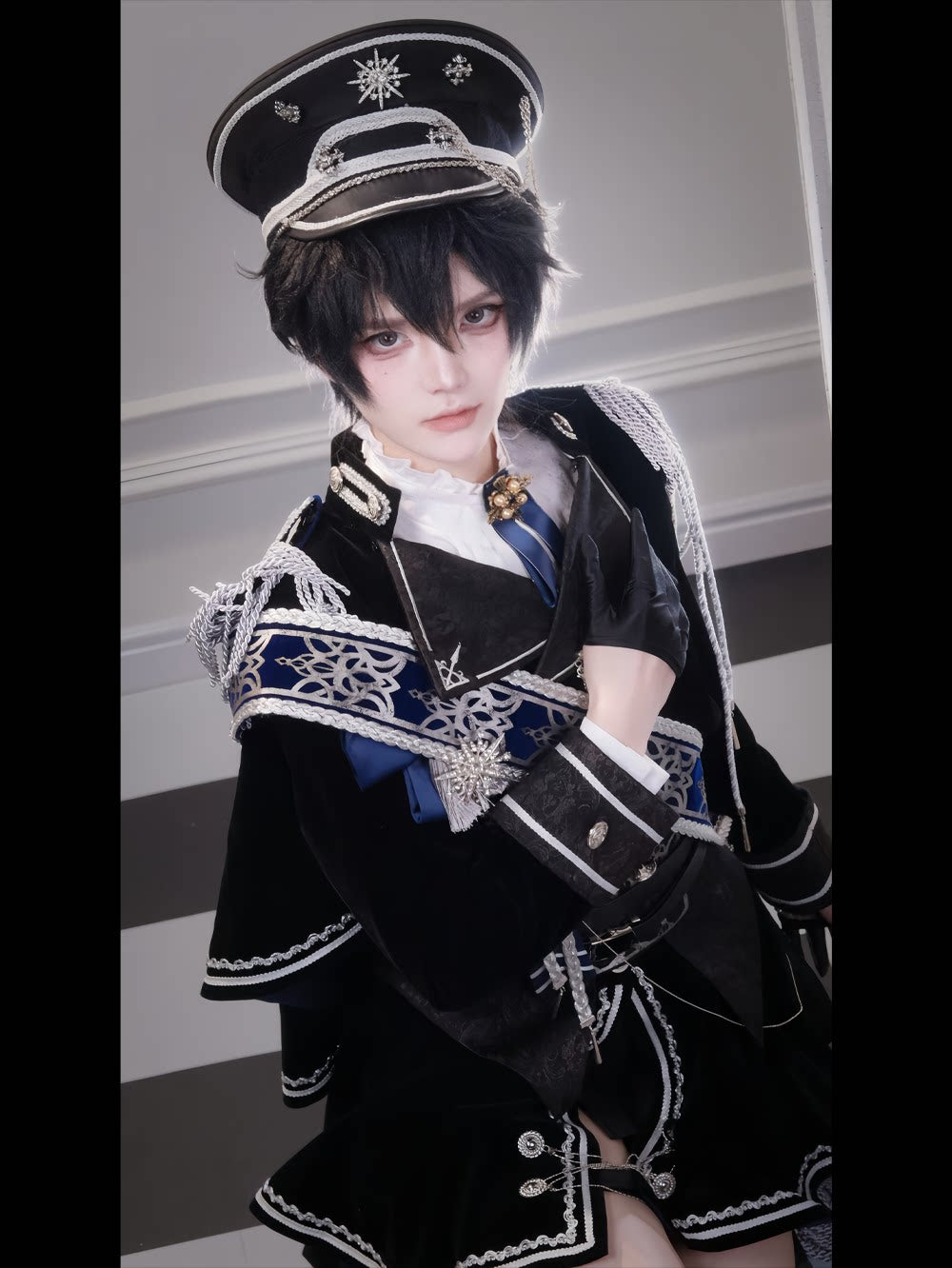 Canticle of Rites - Military Ouji Lolita Jacket & Shorts Set, Detachable Train
