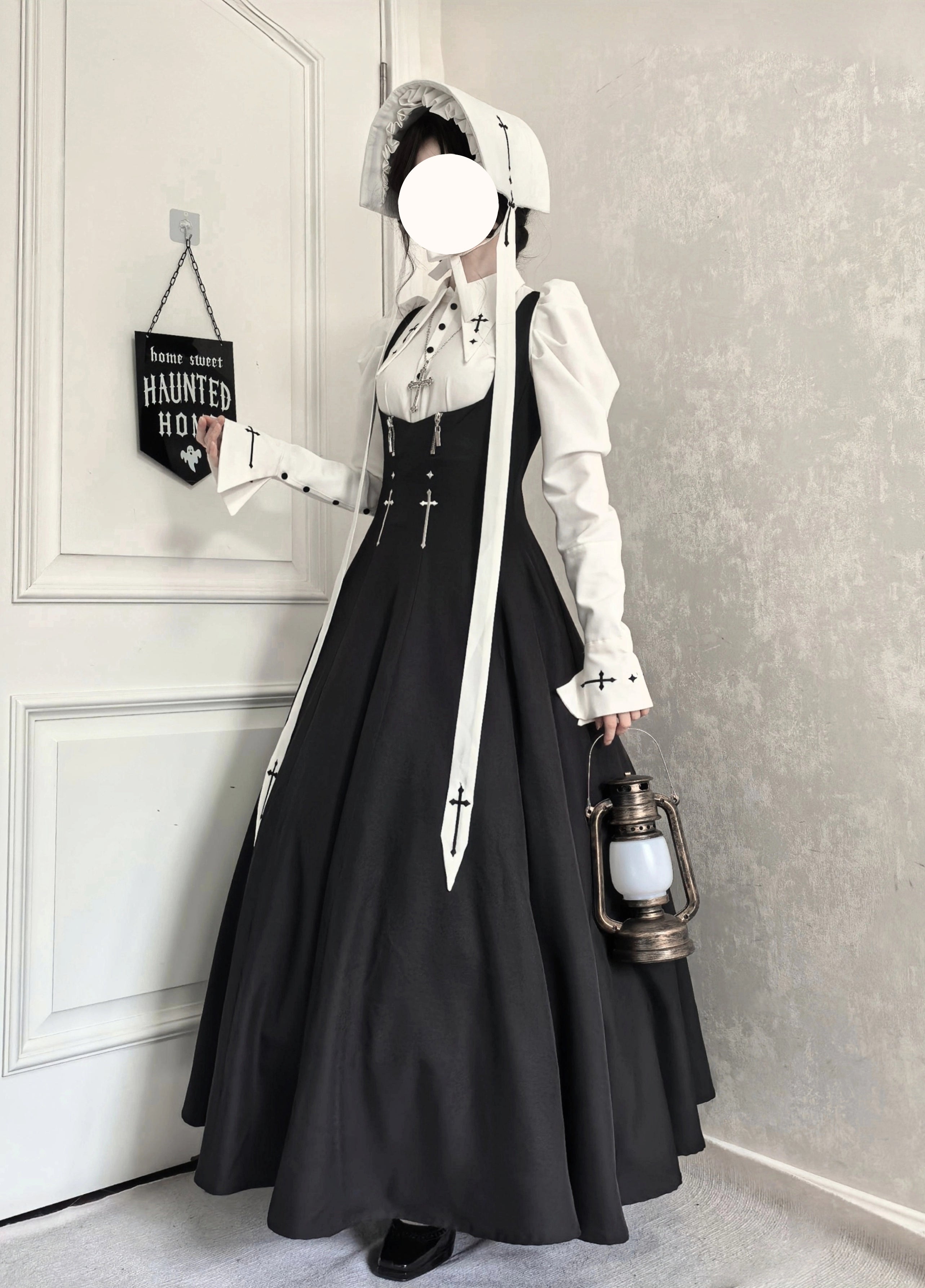 Wild Bloom Freedom - Gothic Lolita Bust-supporting JSK Set, Cross Embroidery