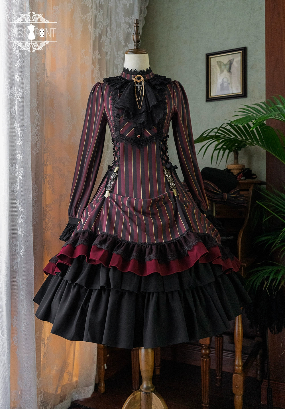 Miss Point~Perintz Manor~Gothic Lolita OP Long Sleeve Retro Lolita Dress XS Red stripes 