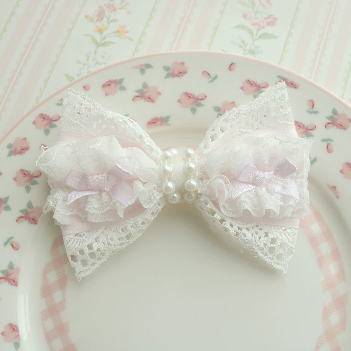 Creamy Bubbles - Sweet Lolita Hair Clip Pink Lace Bow Hair Clip and Brooch Handmade a layered cake brooch