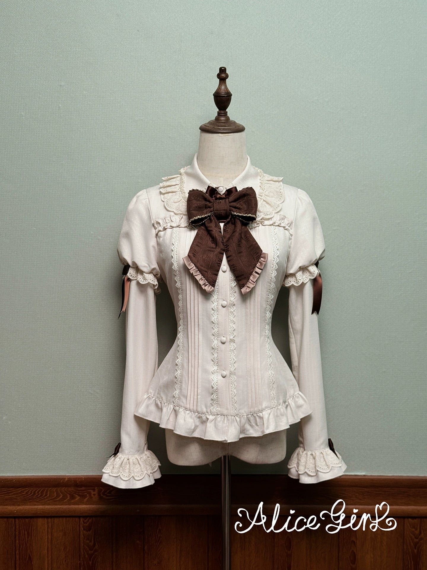 Alice Girl - Bear Chocolate Slab - Classic Lolita Slim Fit Shirt, Back Lace-up 44312:804485