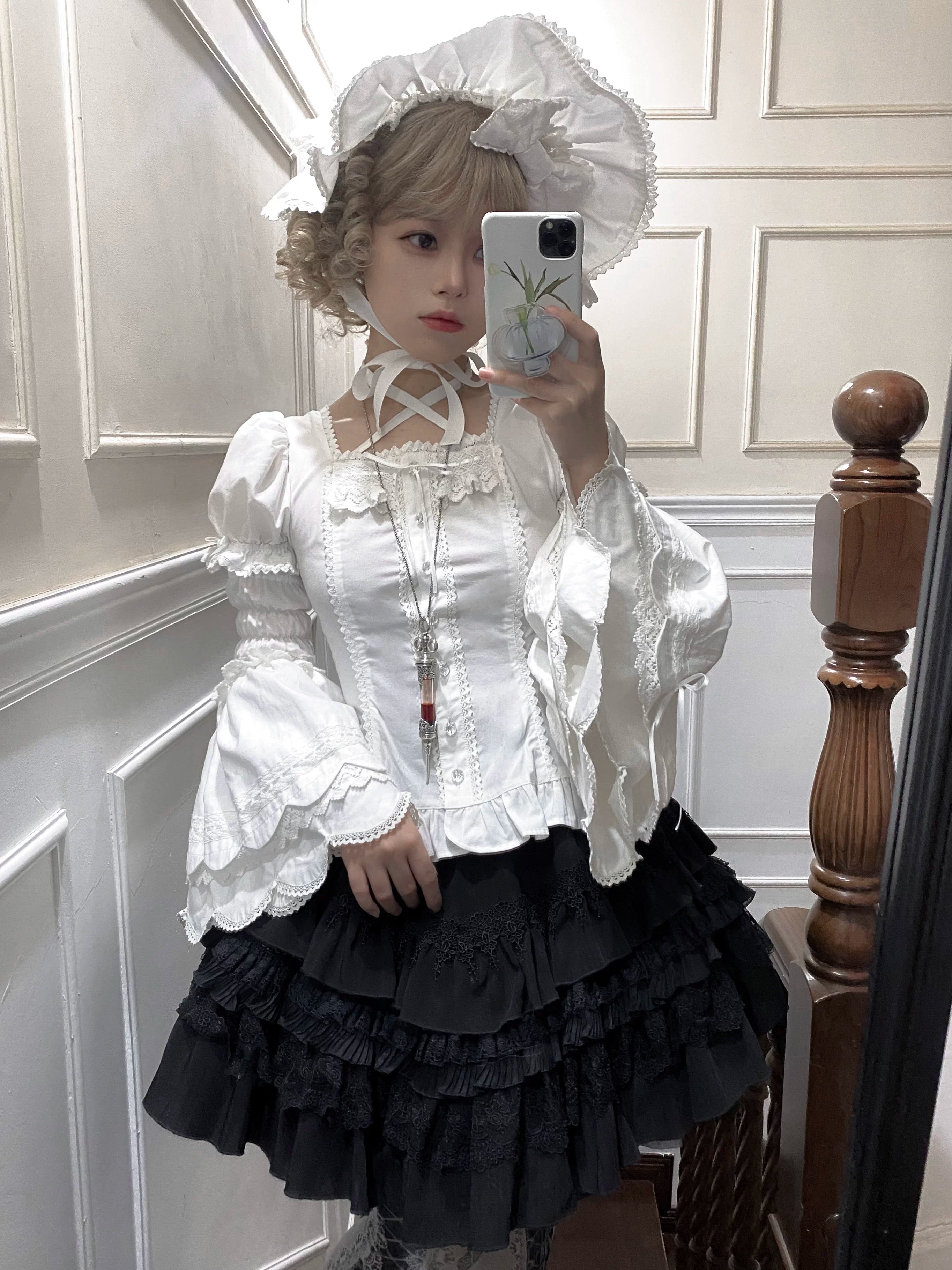 Haruhime Momoko - Cotton Old School Lolita Blouse, Cross Halter Neck