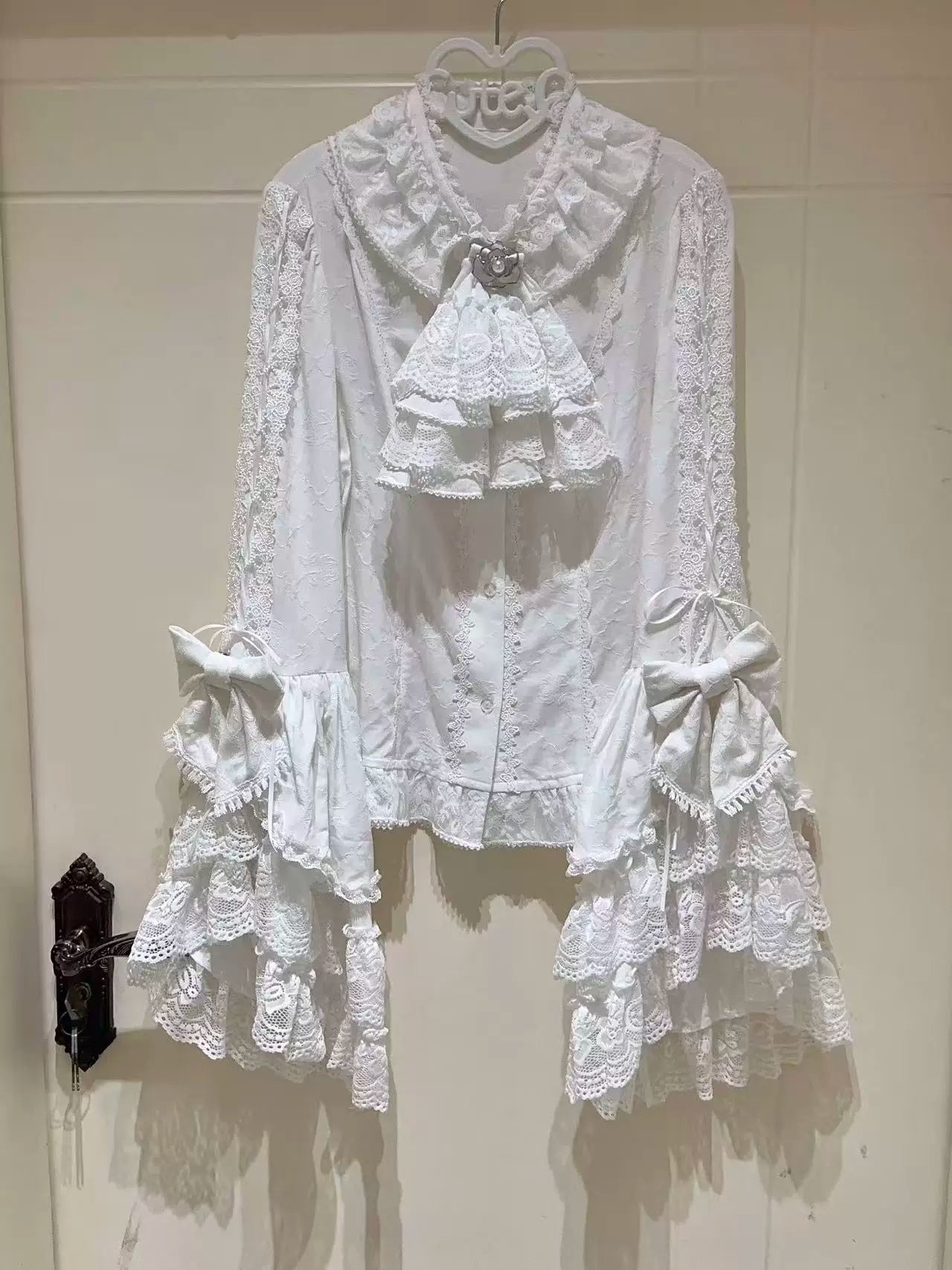 Encounter Spring - Classic Lolita Hime Sleeve Blouse, Detachable Jabot (L M S XL) 45225:841304