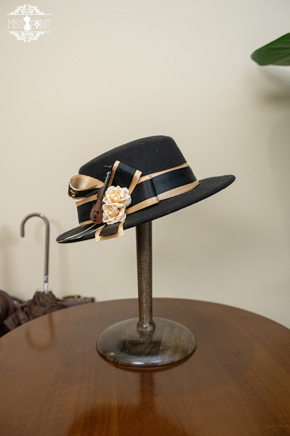 (BFM)Miss Point~Elegant Lolita Top Hat~Golden Movement Lolita Hat Black large hat - black bow tie  