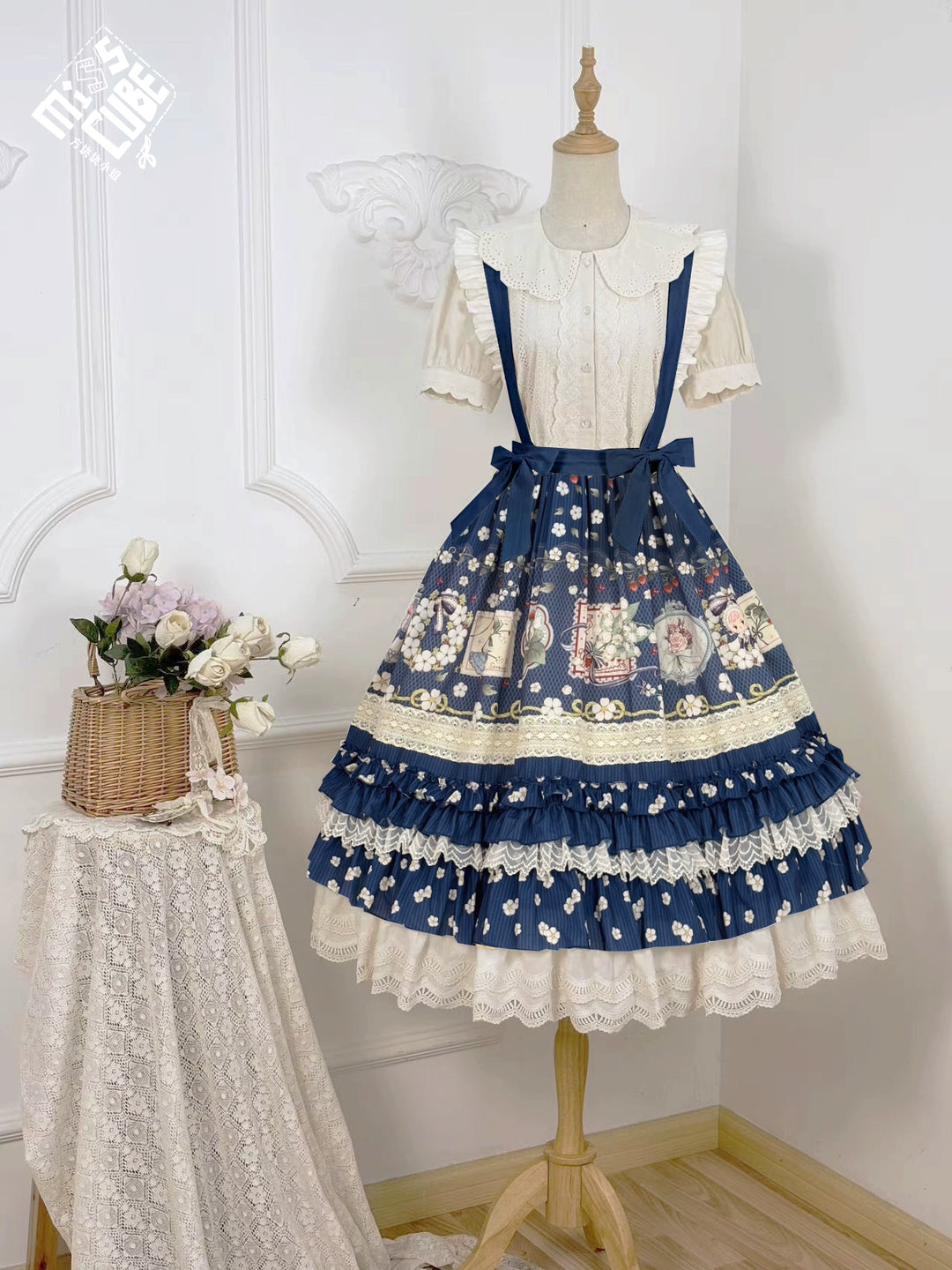 Miss Cube~Cool Sheep Whisper~Kawaii Retro Lolita SK with Detachable Suspenders