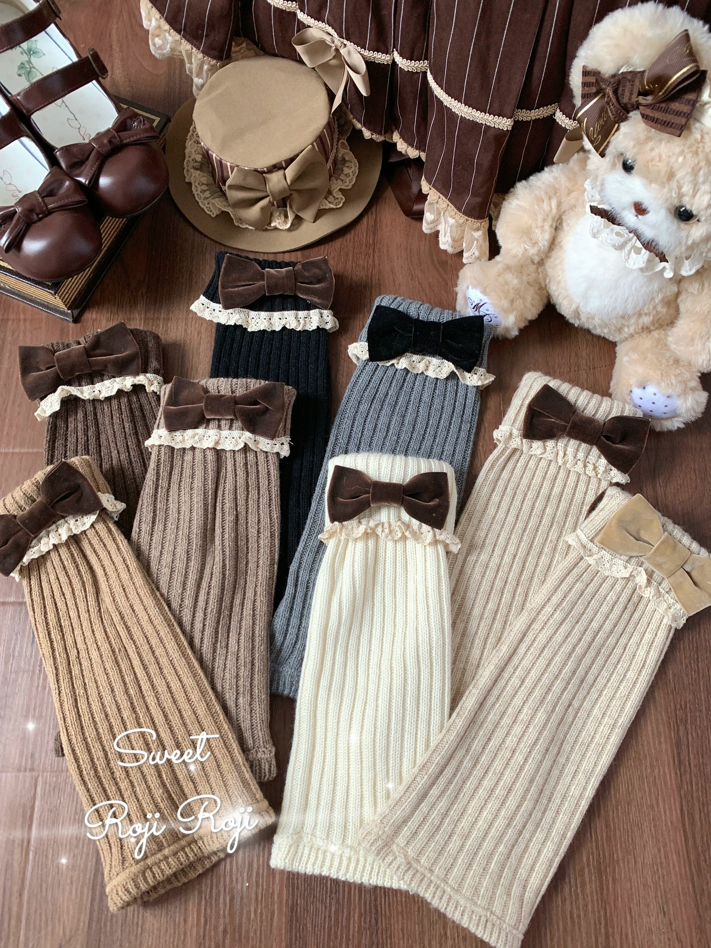 Roji Roji - Flared-Hem Lolita Leg Warmers, Velvet Bows