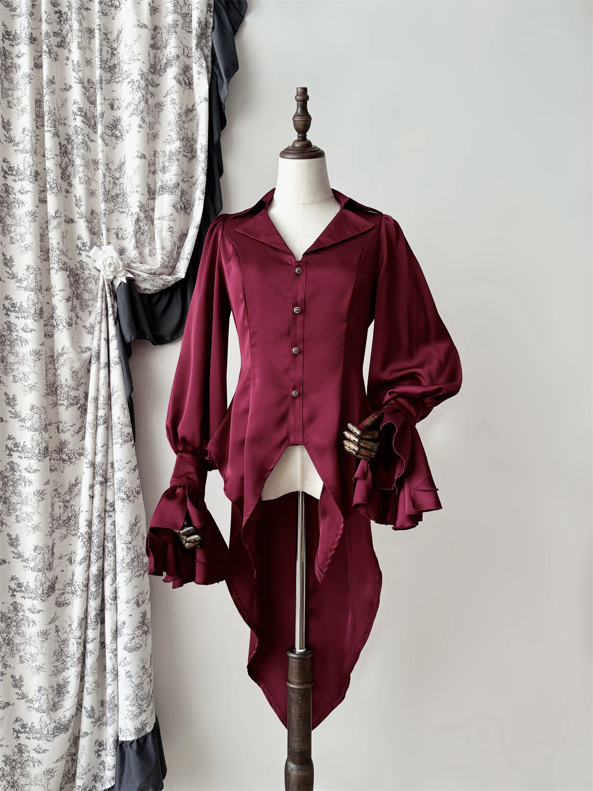 Muppet Mind Ben - Dream - Ouji Lolita Blouse Elegant V-neck Swallowtail Hem Shirt Red blouse only (without jabot) S
