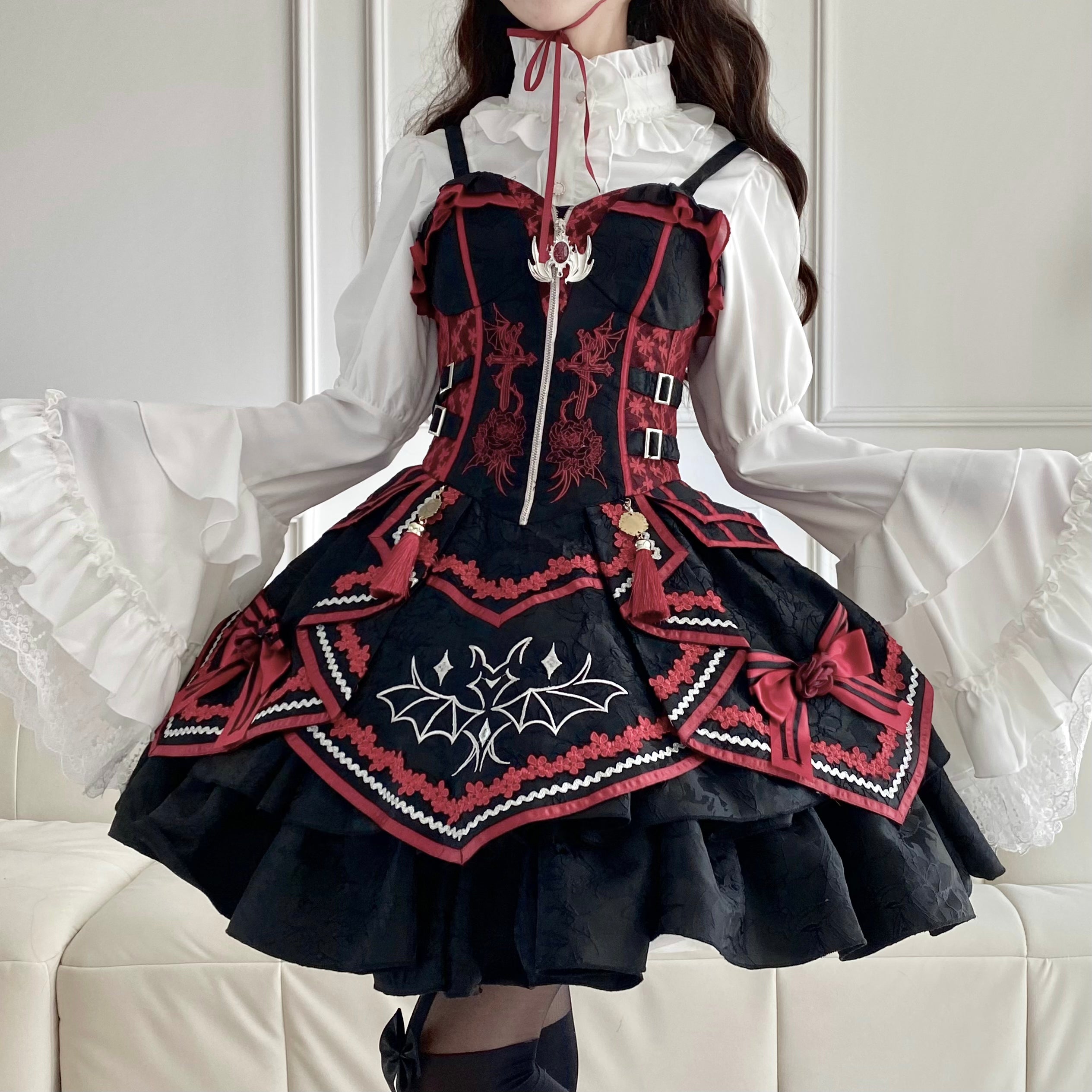 (Buyforme)Ocelot~Gothic Lolita Halloween Bat Black and White Blouse