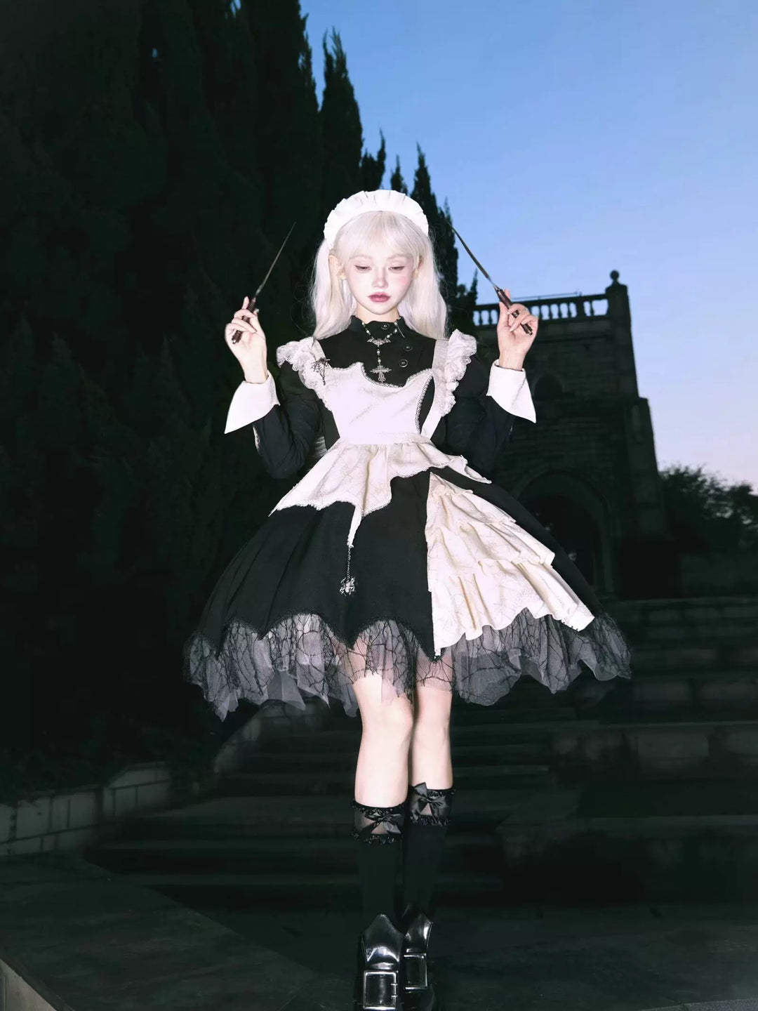 Sakurahime~Spider Dream~Gothic Lolita OP Dress Maid Lolita Built-in Fishbone Detachable Apron