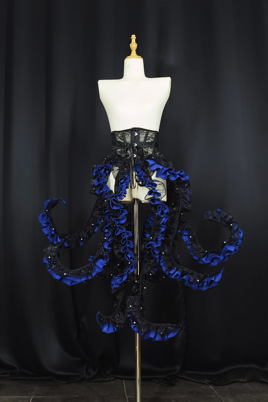 Camouflage Humanoid~Eerie Devour~Gothic Lolita Tentacle-like Petticoat and Short-Sleeved OP Blue and Black Tentacle Petticoat Only XS Long Version