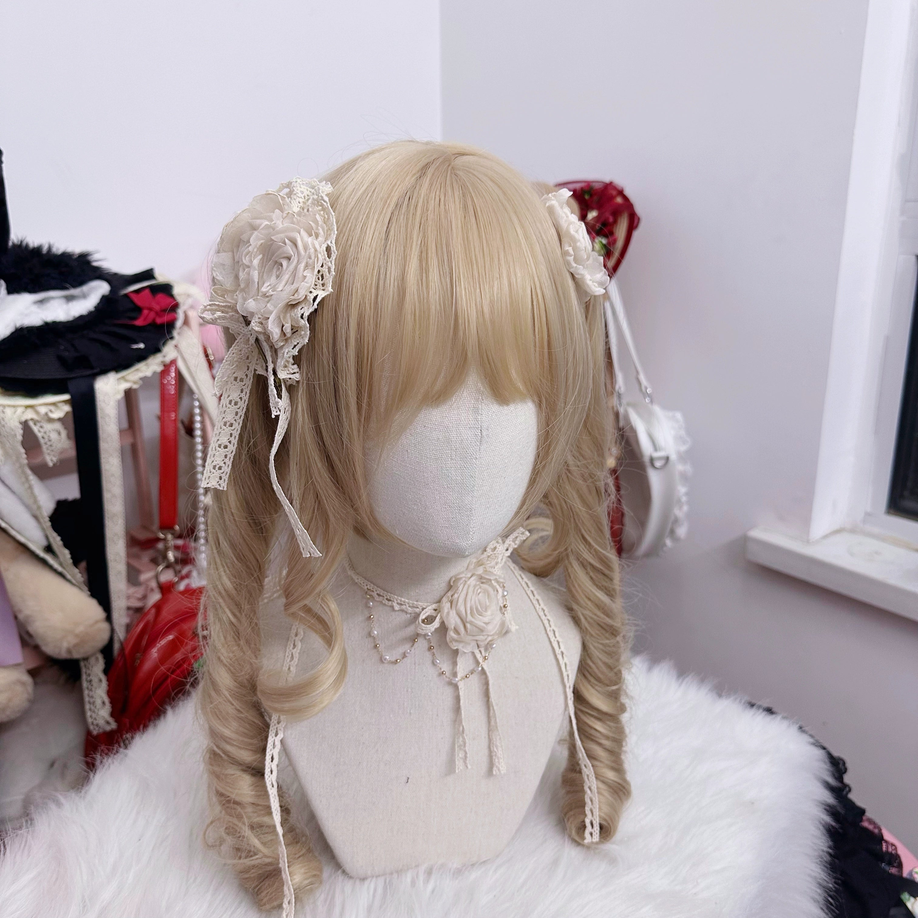 Chestnut Lolita - Elegant Lolita Rose Choker Handmade Headdress Set Multicolors beige rose flower headdress (look much more yellow than the picture)