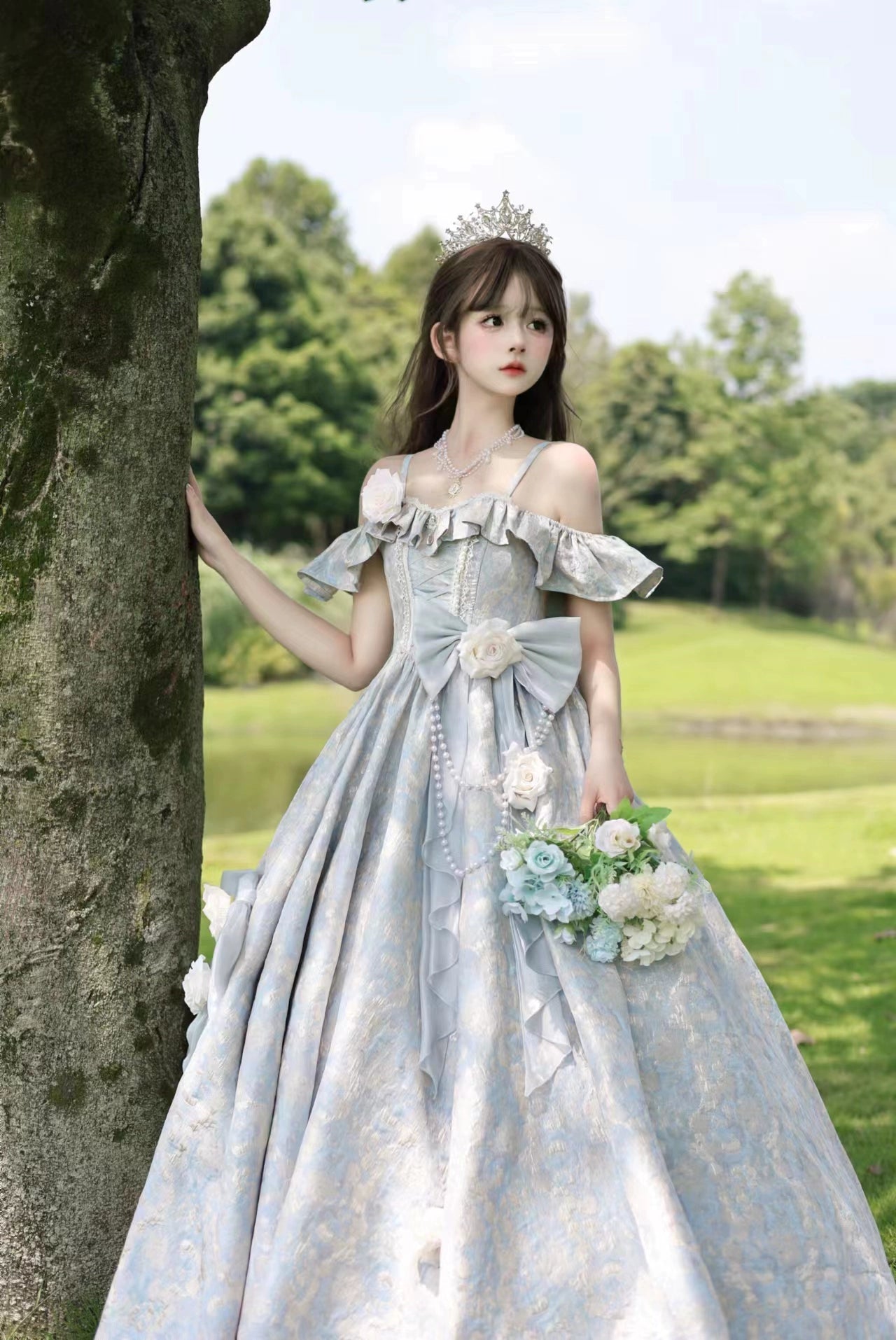 Nectarine White Tea - Rossia Salutes - Embossed Jacquard, Rose Accent, Bridal Wedding Lolita JSK Dress