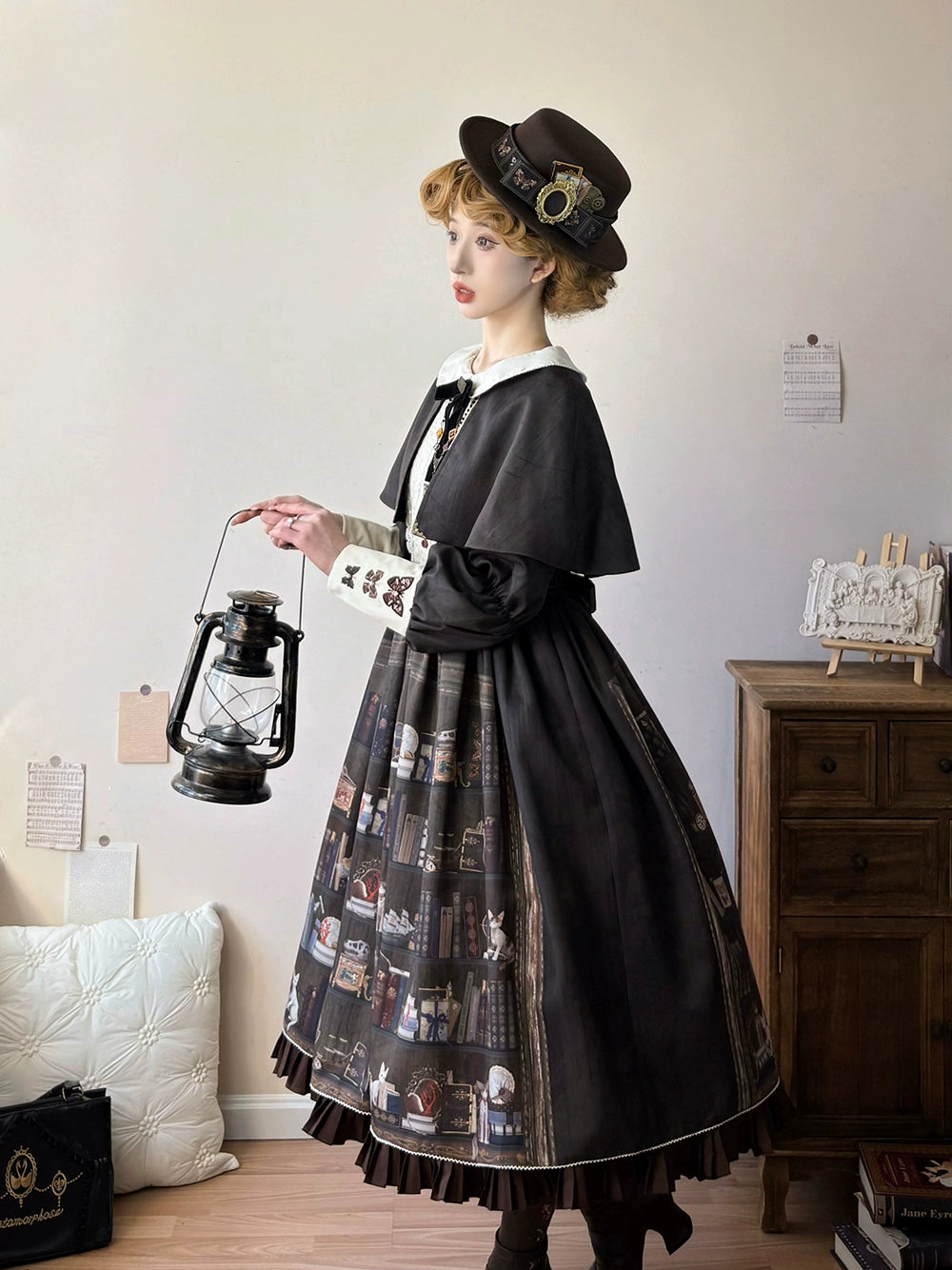Miss Point - German Bookshelf - Classic Lolita OP Dress & Detachble Cape 44023:792380