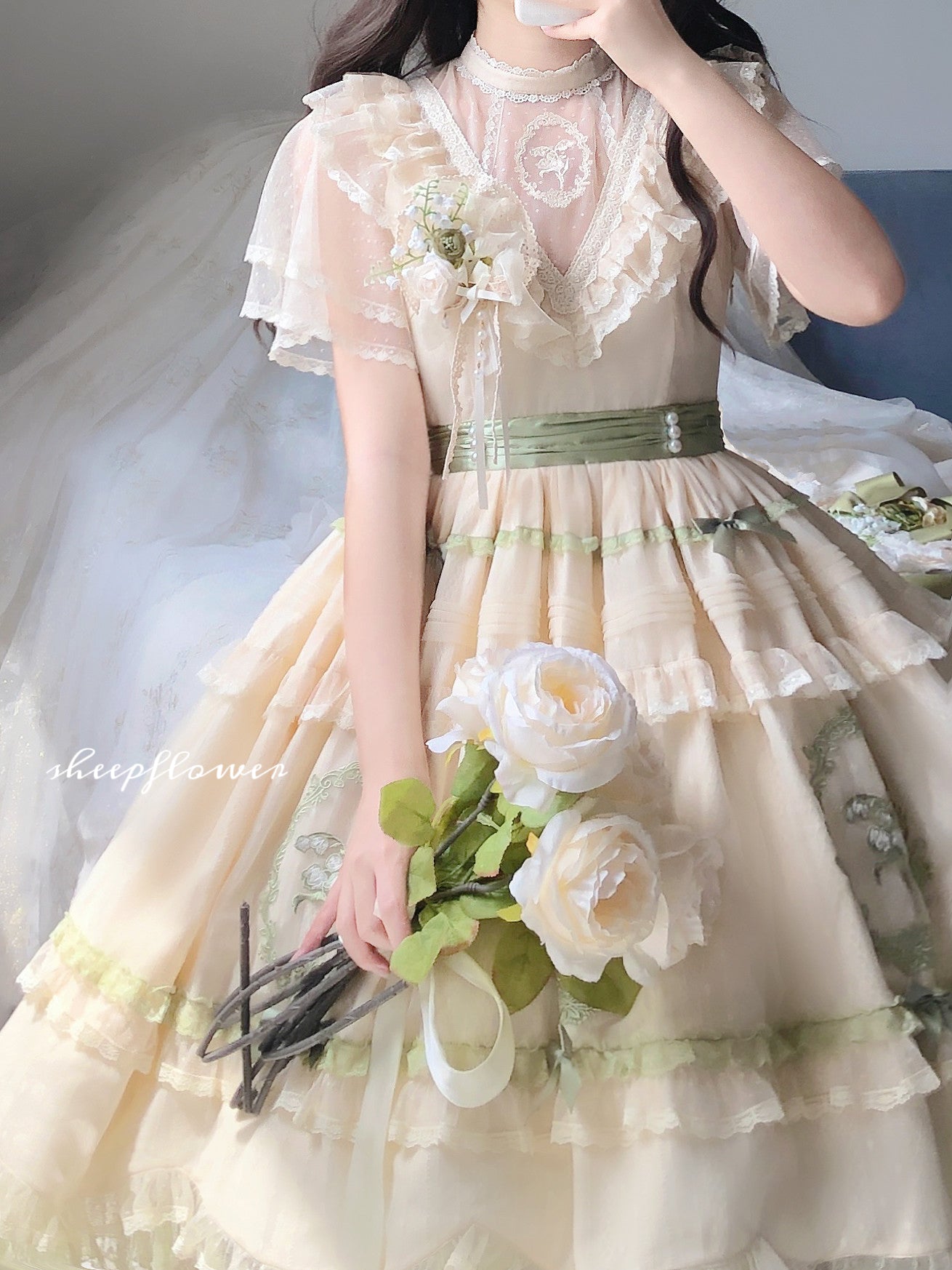 Nectarine White Tea~Elegant Lolita Beige Flower Print Dress   