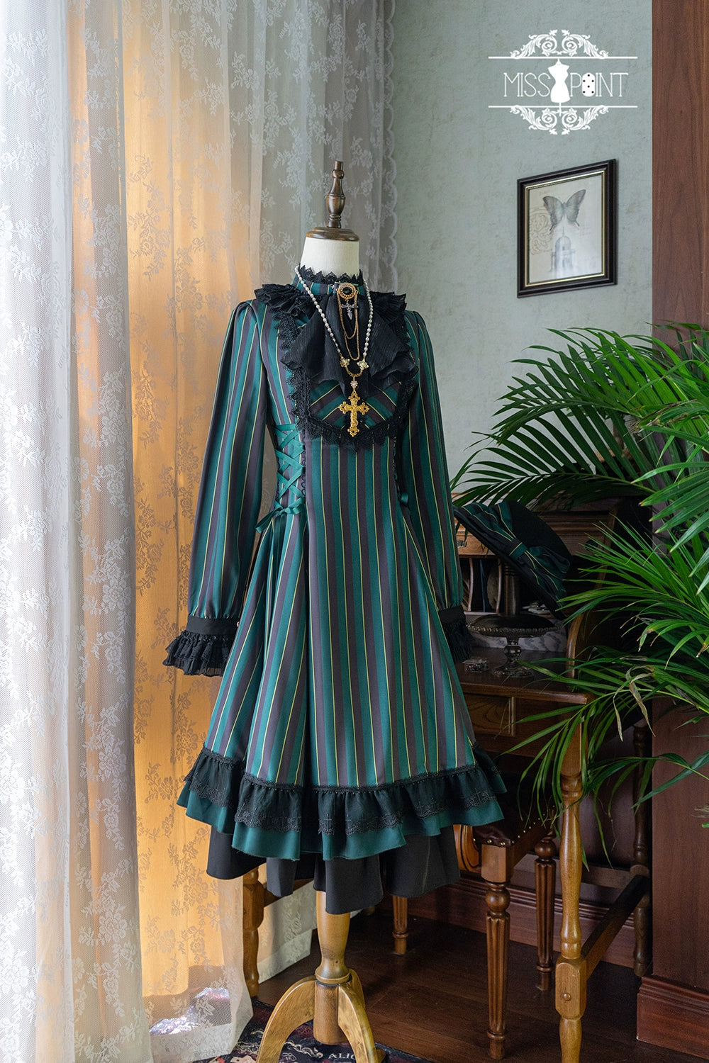 Miss Point~Perintz Manor~Gothic Lolita OP Long Sleeve Retro Lolita Dress 39904:642964