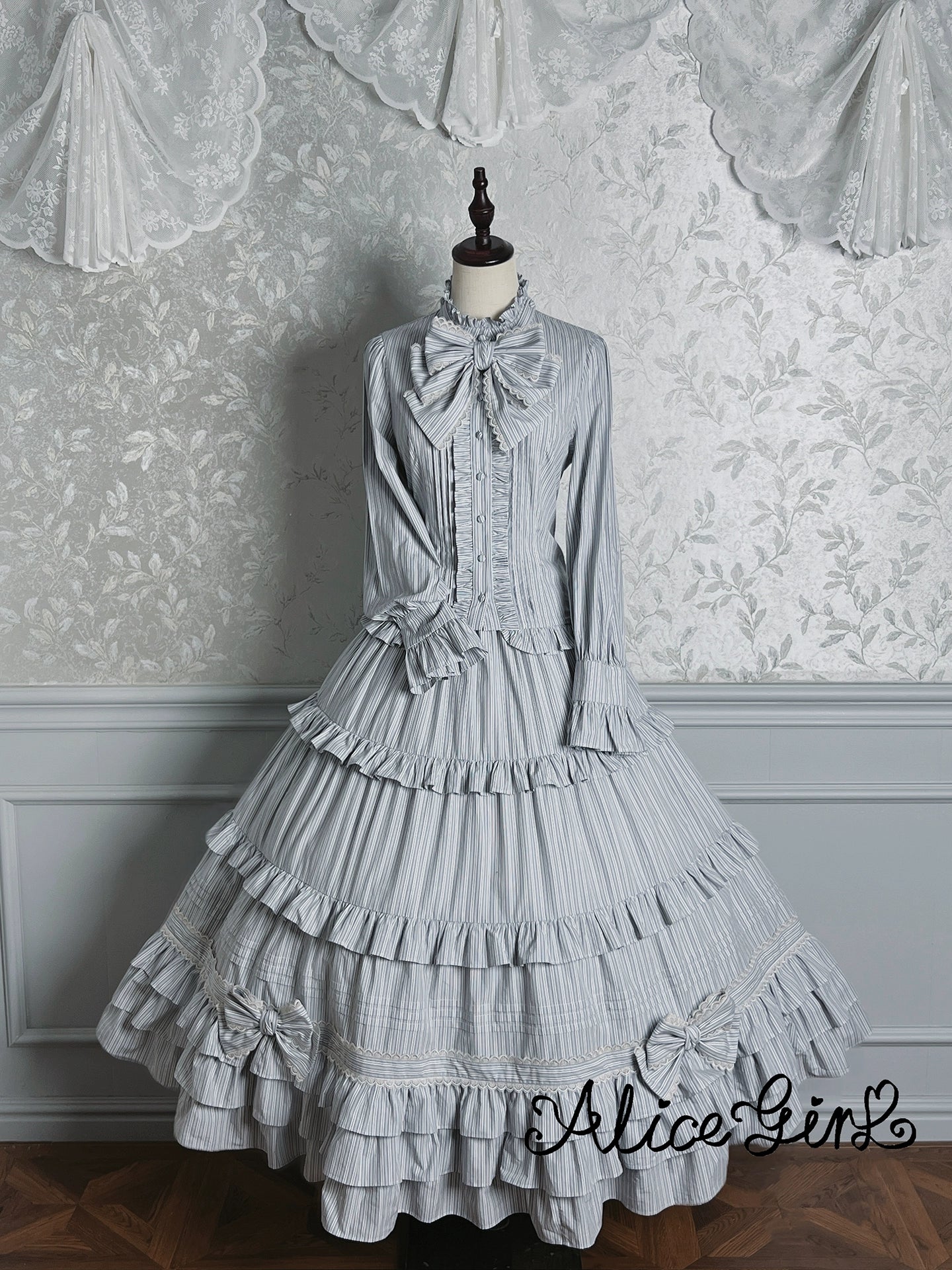 Alice Girl - Duke of Victoria - Classic Lolita Striped Blouse 44093:795214