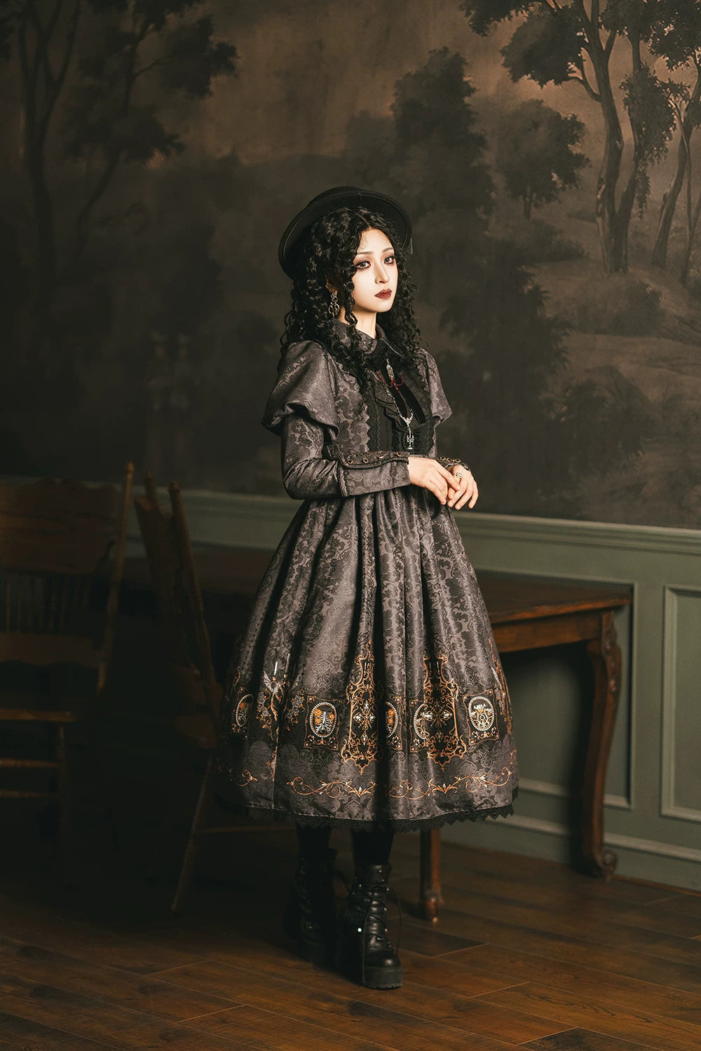 Blood Night Lantern - Jacquard Gothic Lolita Dress, Juliet Sleeve 44543:812325