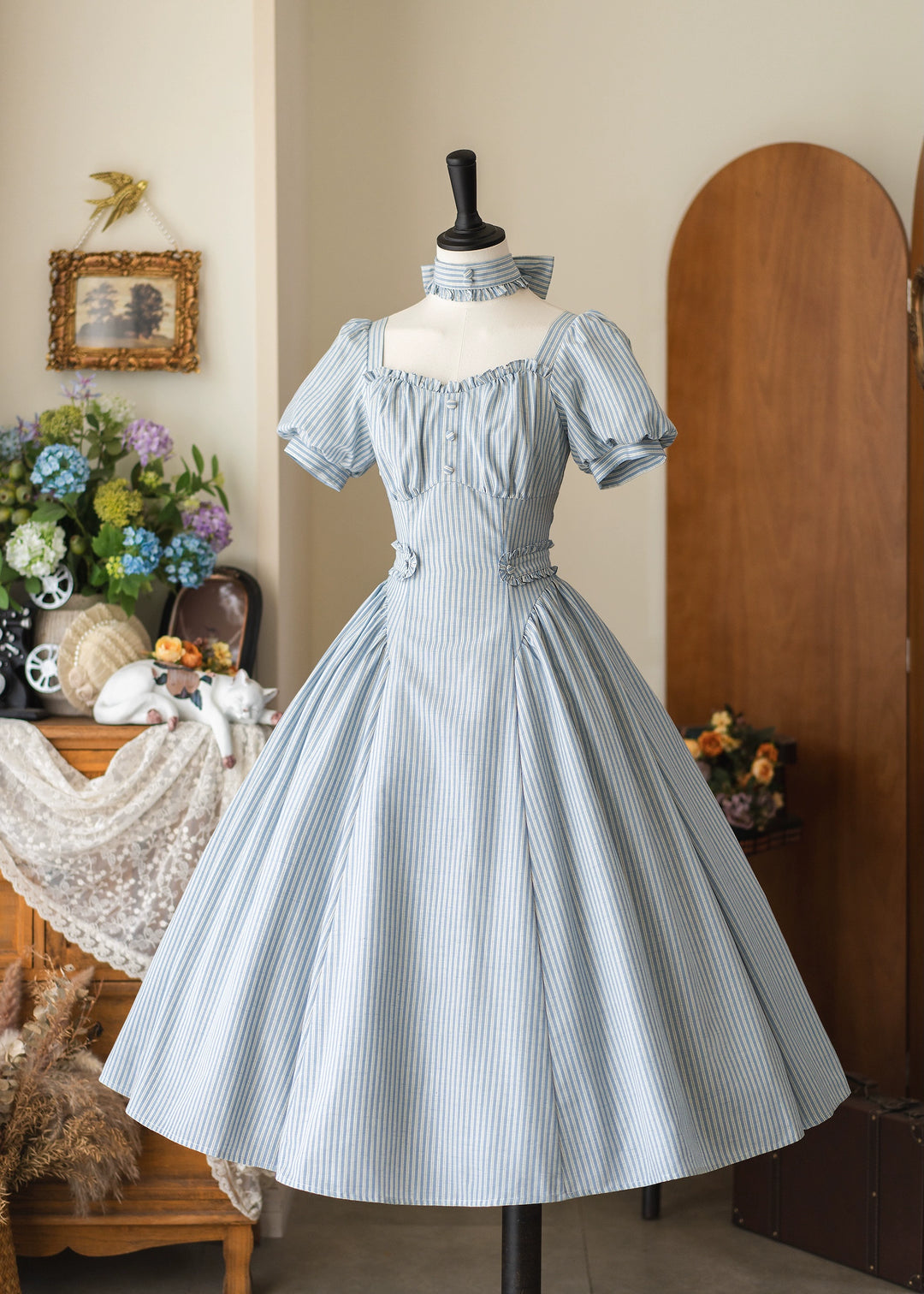 Forest Wardrobe - Chantilly Forest - Classic Lolita OP Dress With Square Neck & Underskirt Light blue dress + choker S In-stock