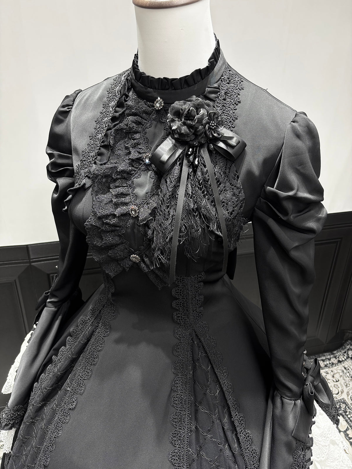 Silver Mist - Halloween Black Gothic Lolita OP Dress, Lace Hime Sleeves