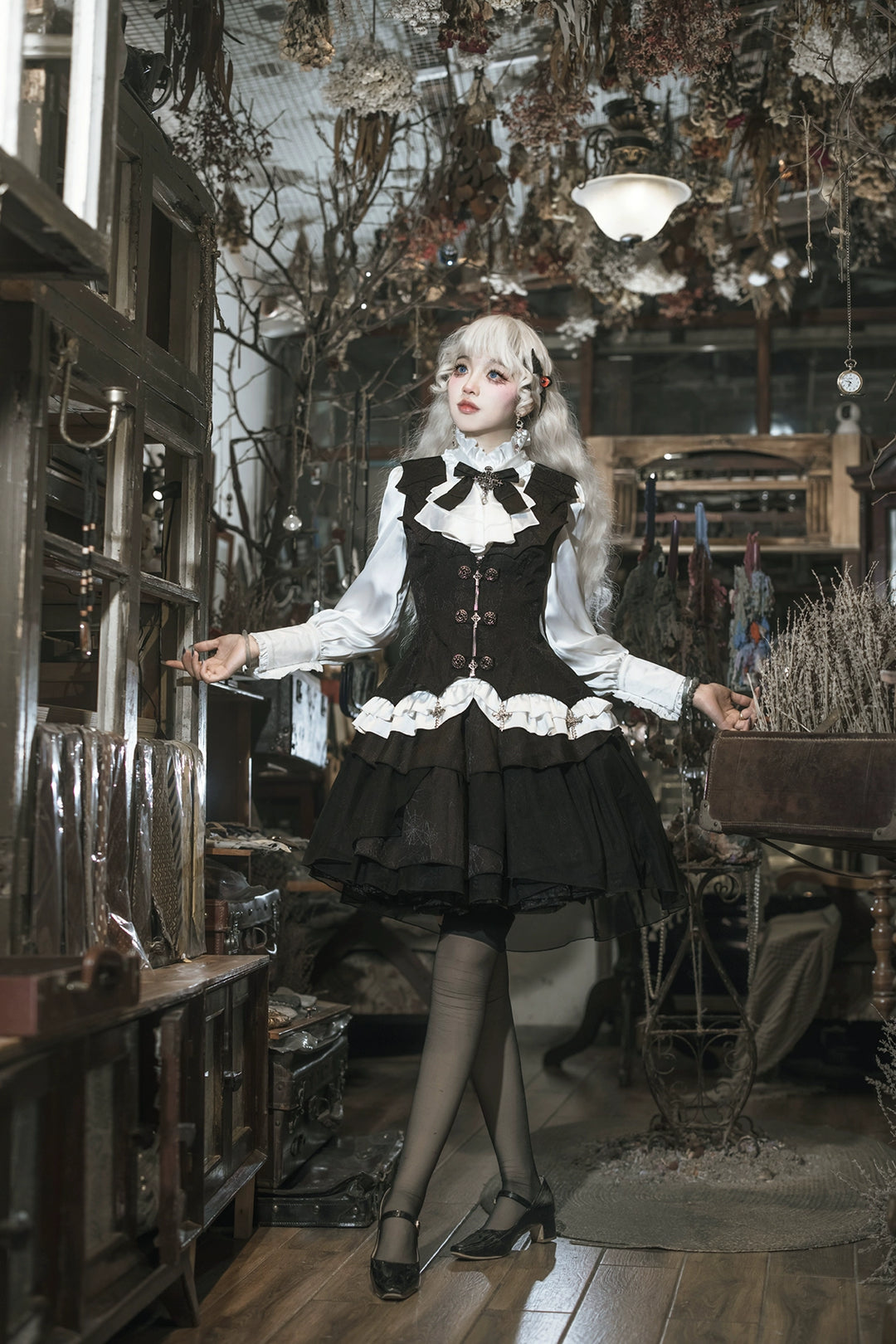 Letters from Unknown Star~Bloodline Duke~Gothic Lolita SK Suit Spider Web Vest and Blouse